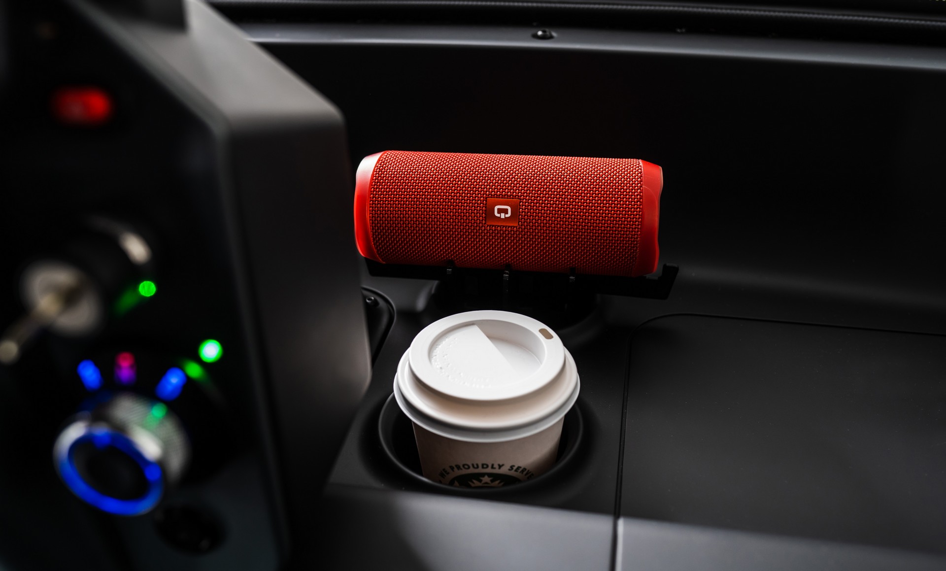 Meet The Squad, A Pint-Sized Urban EV With A Solar Roof