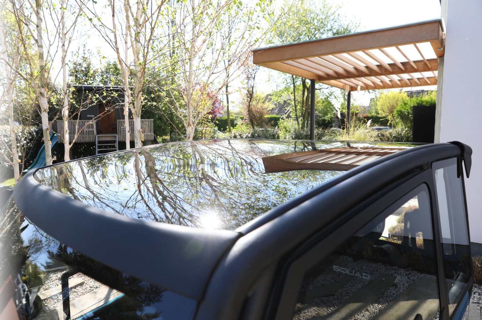 Meet The Squad, A Pint-Sized Urban EV With A Solar Roof
