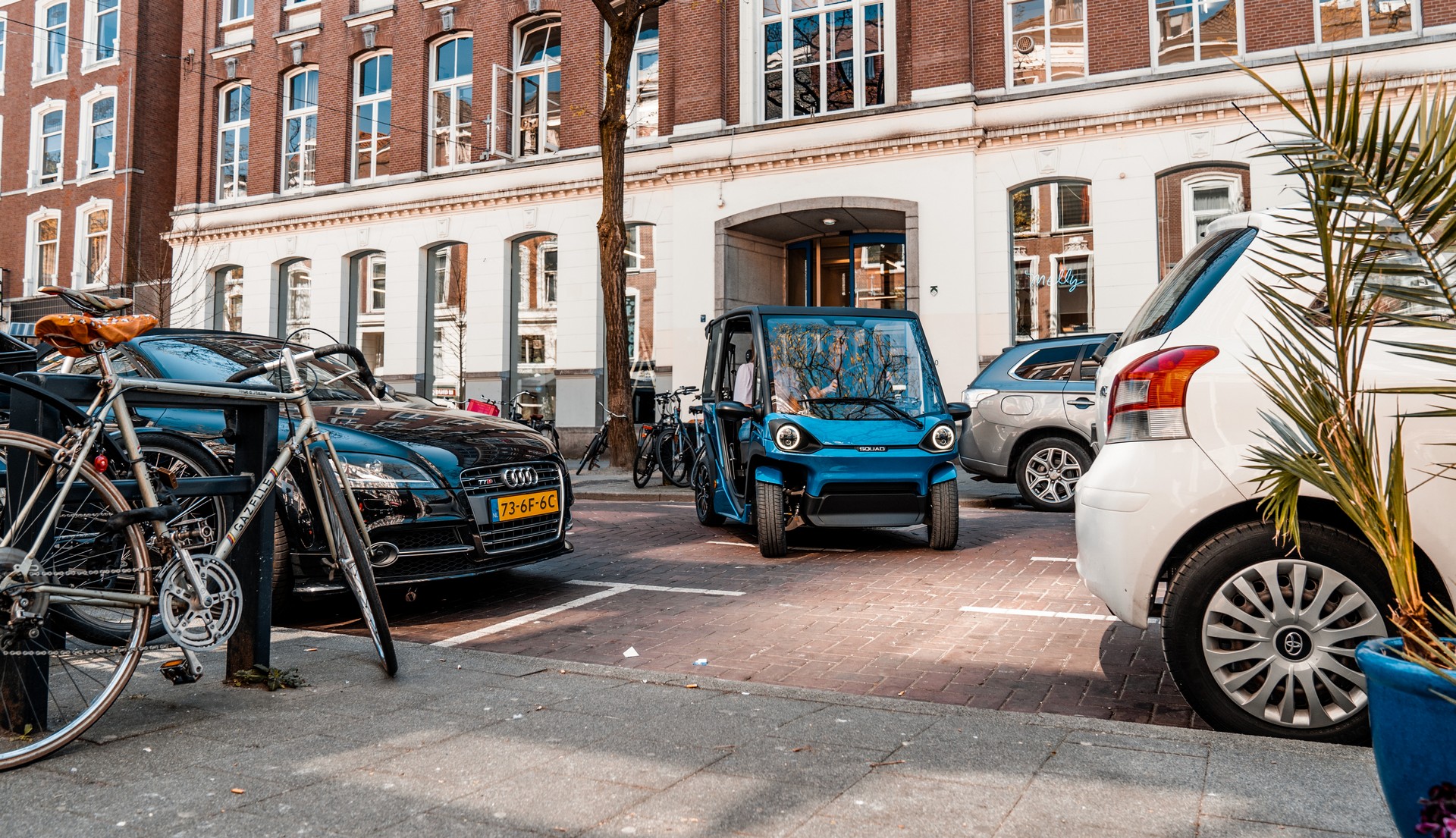 Meet The Squad, A Pint-Sized Urban EV With A Solar Roof