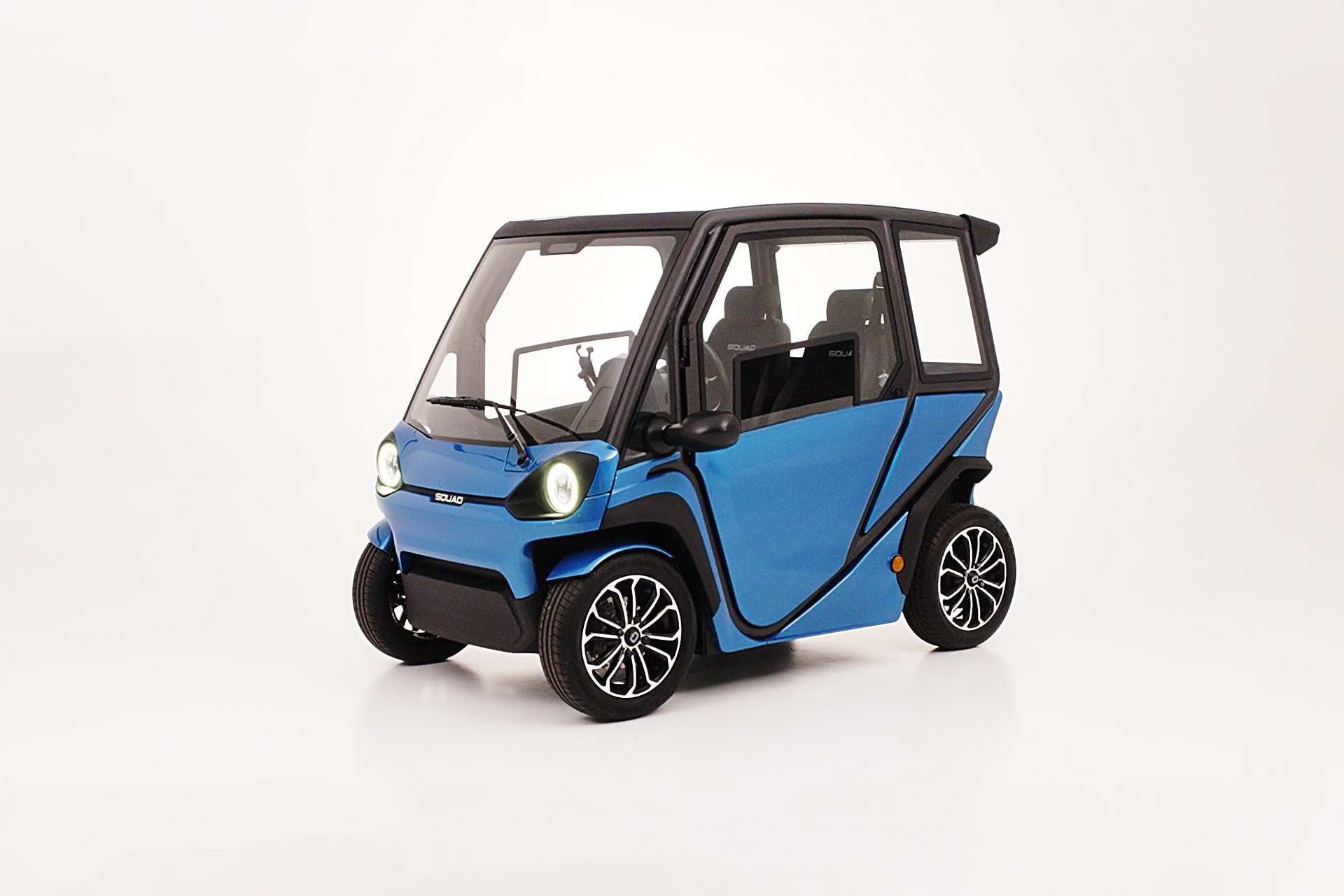 Meet The Squad, A Pint-Sized Urban EV With A Solar Roof