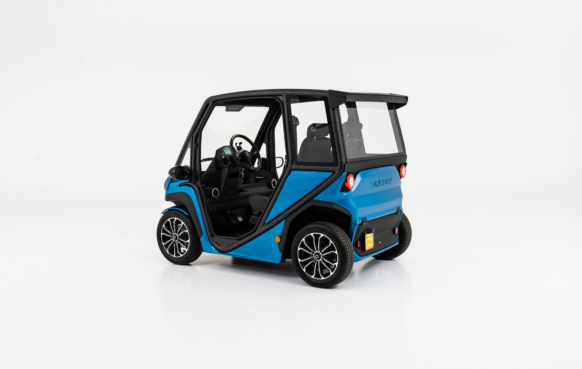 Meet The Squad, A Pint-Sized Urban EV With A Solar Roof