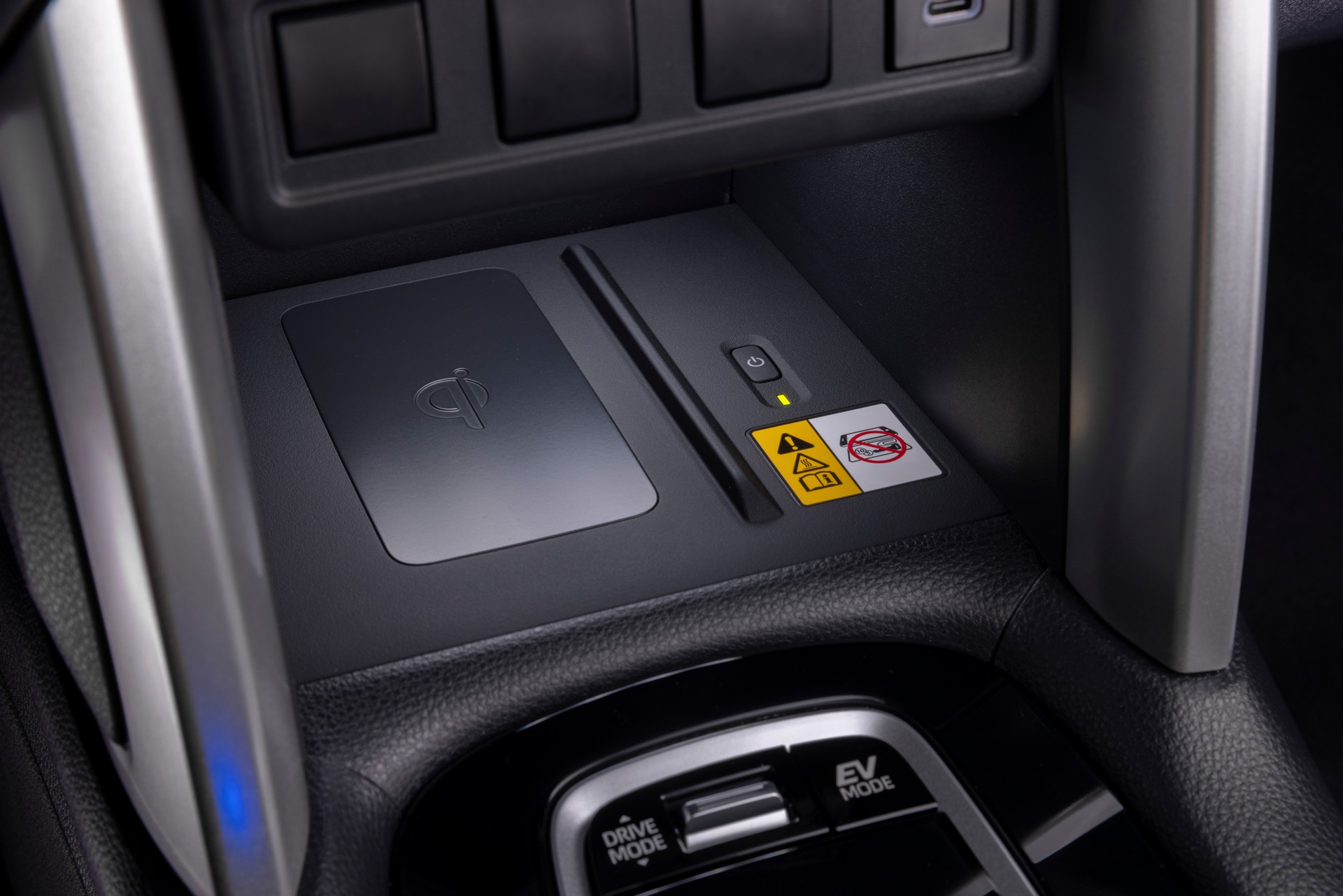 2023 Toyota Corolla Cross Hybrid Arrives In America With 194 HP And 37 MPG Combined