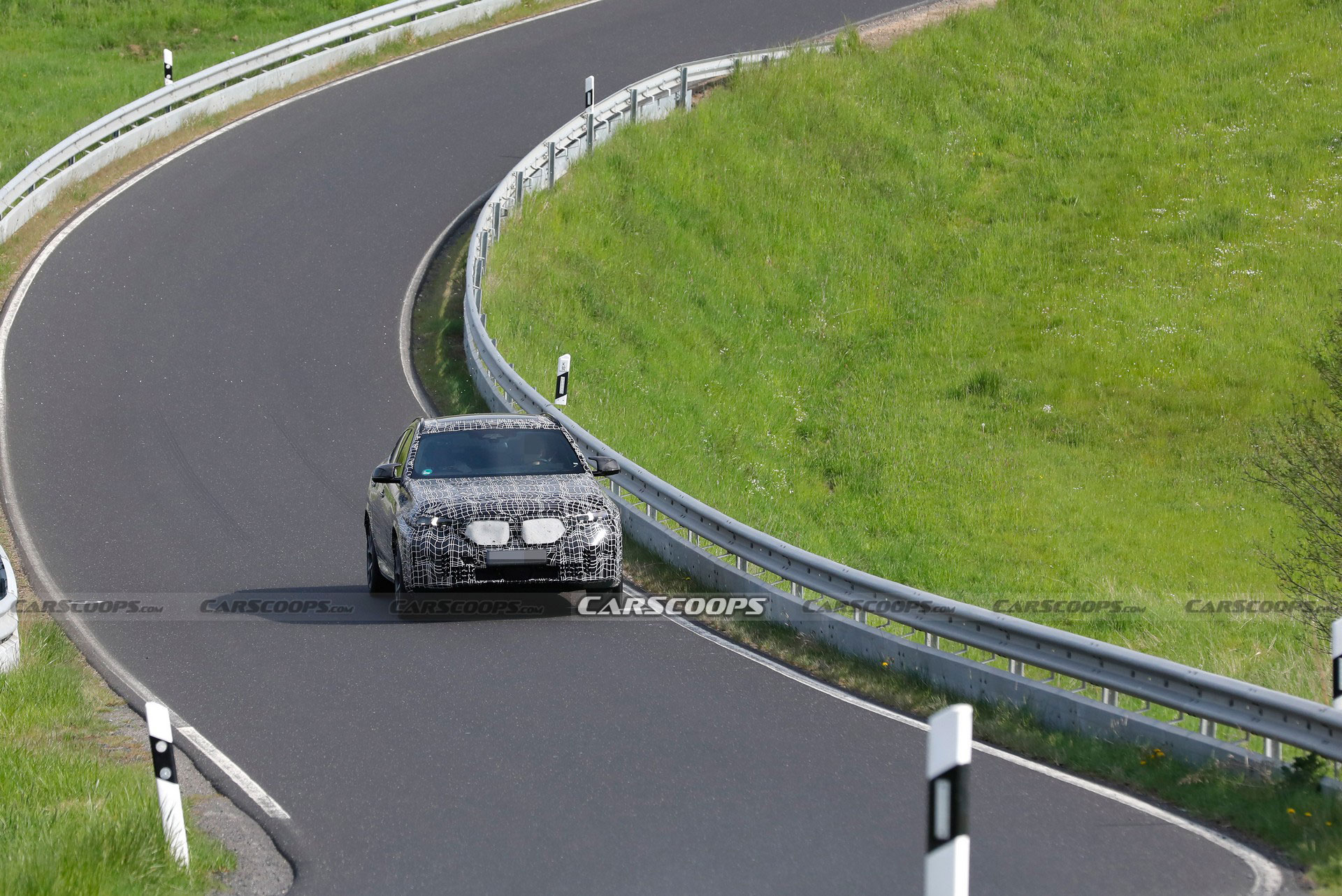 2024 BMW X6 Hides Modest Updates Underneath A Camouflaged Suit