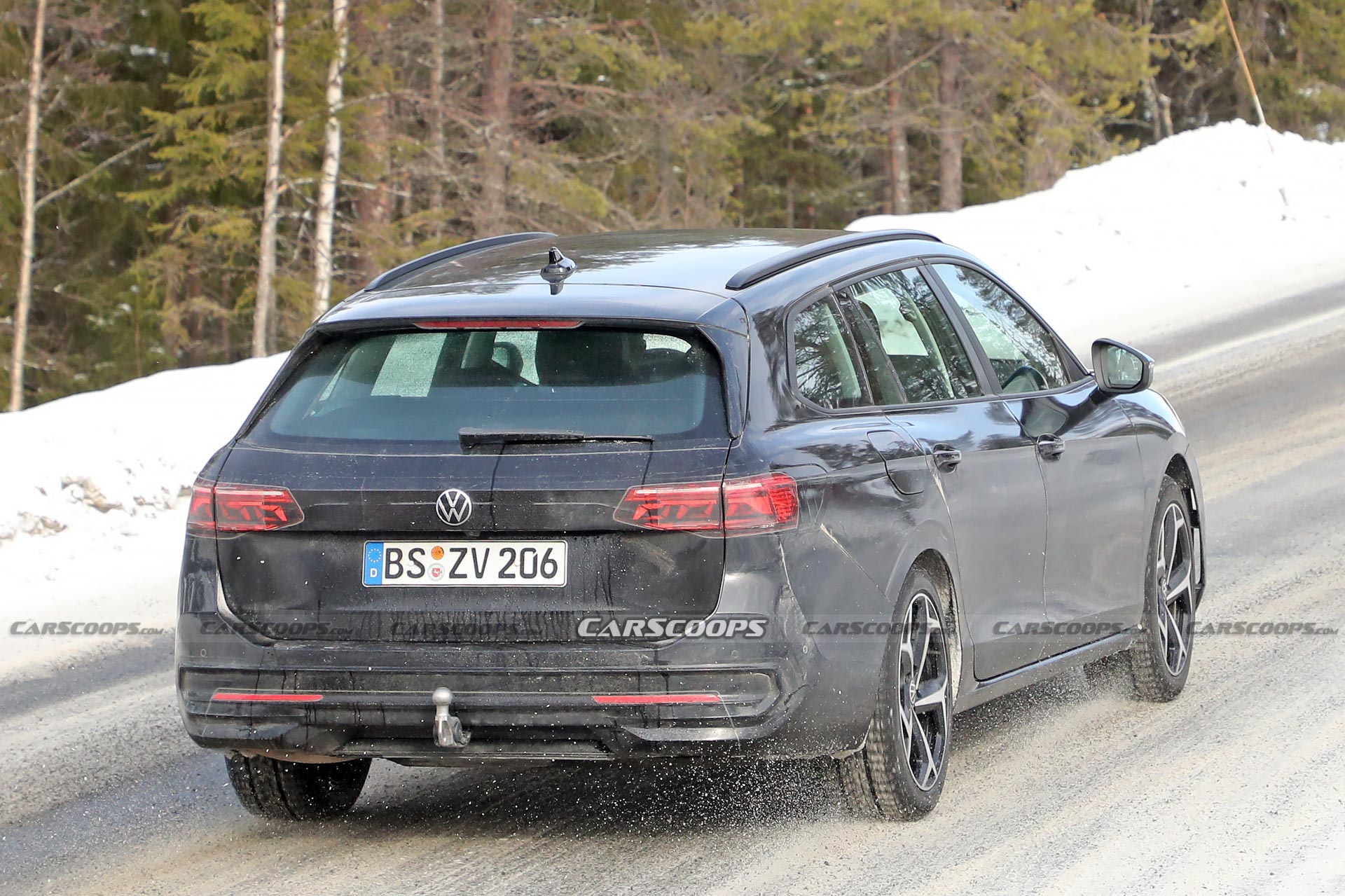 Europe’s 2023 VW Passat Gets Golf-Style Tablet Touchscreen And Column-Mounted Shift Lever