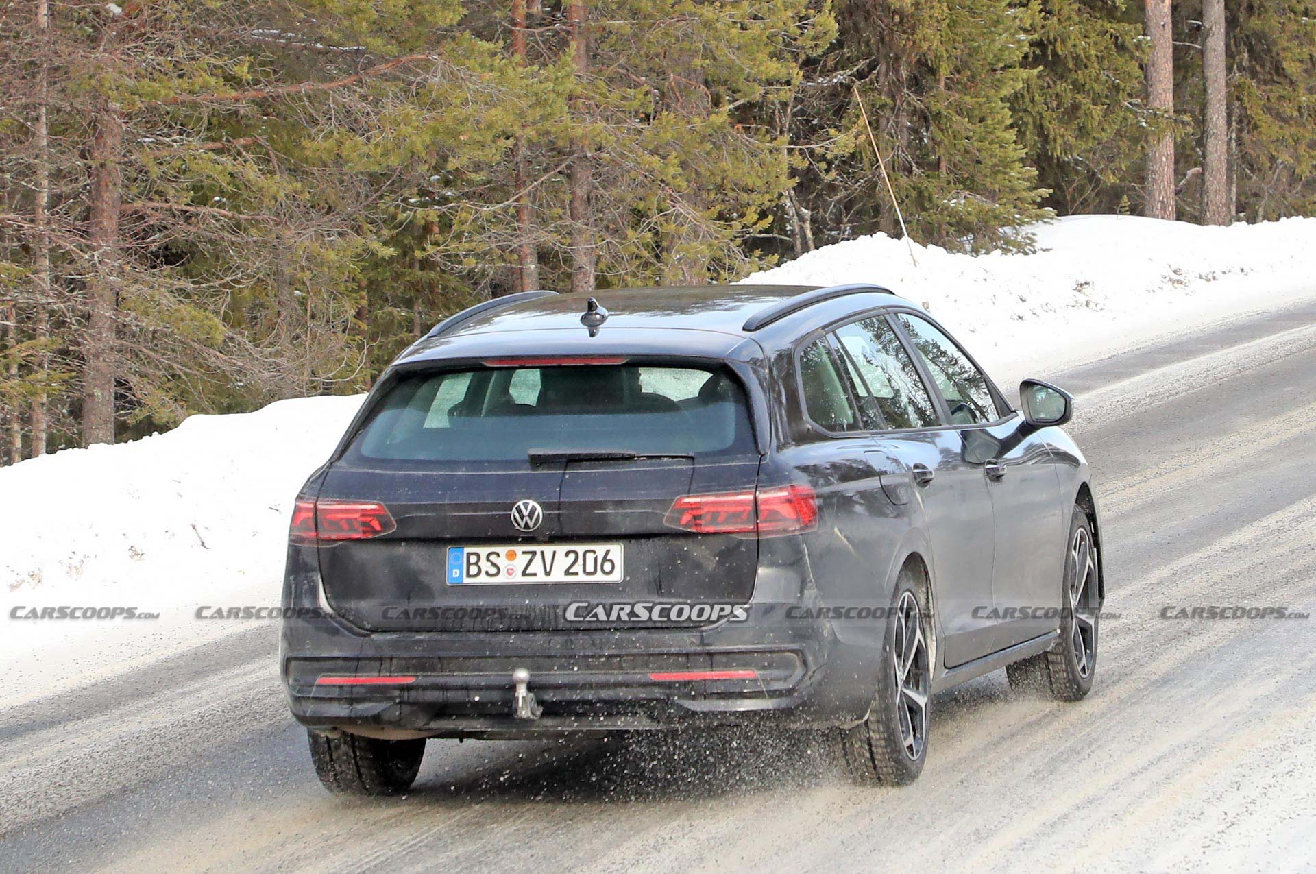Europe’s 2023 VW Passat Gets Golf-Style Tablet Touchscreen And Column-Mounted Shift Lever