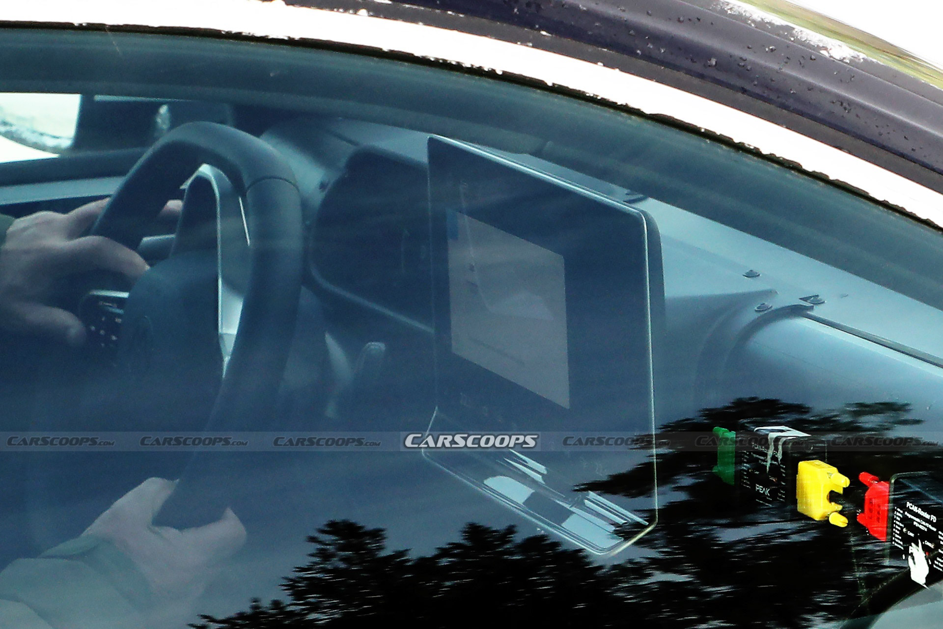 Europe’s 2023 VW Passat Gets Golf-Style Tablet Touchscreen And Column-Mounted Shift Lever