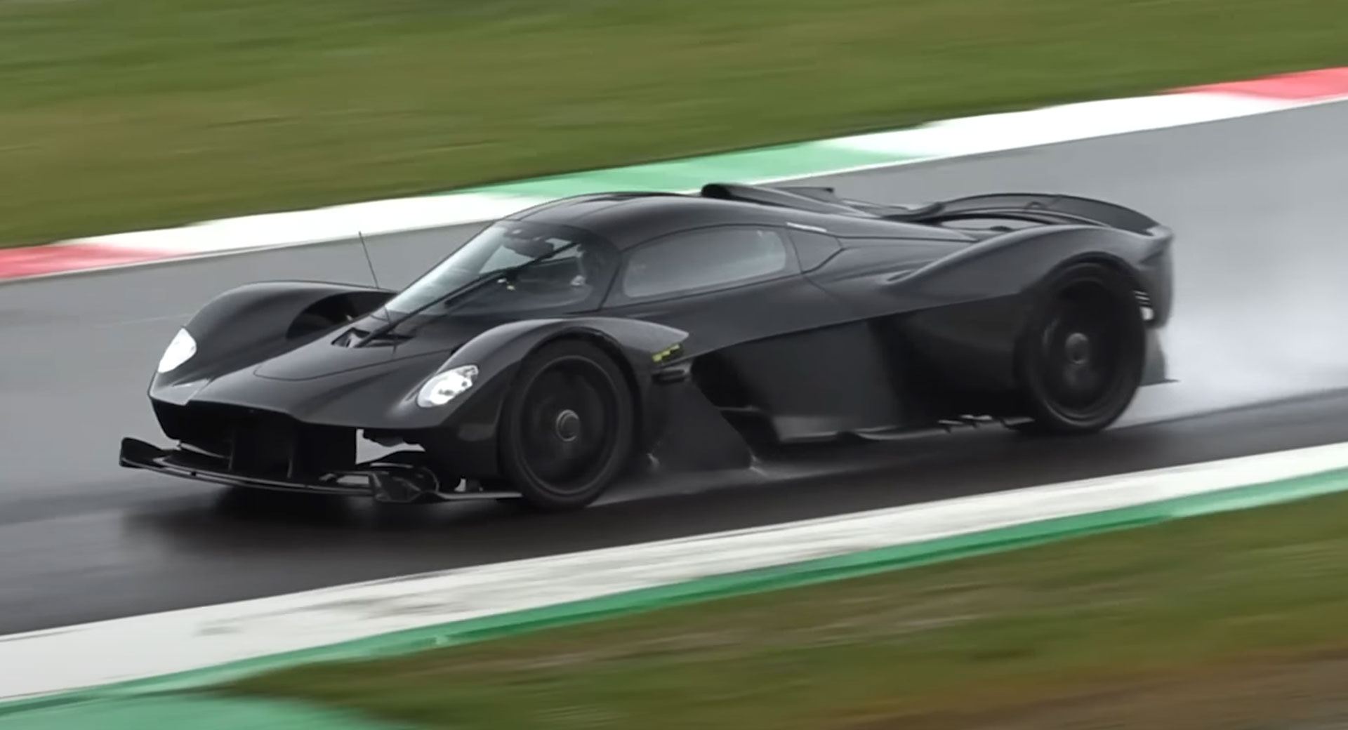 The new Aston Martin Valkyrie is so fast it will actually blow your mind