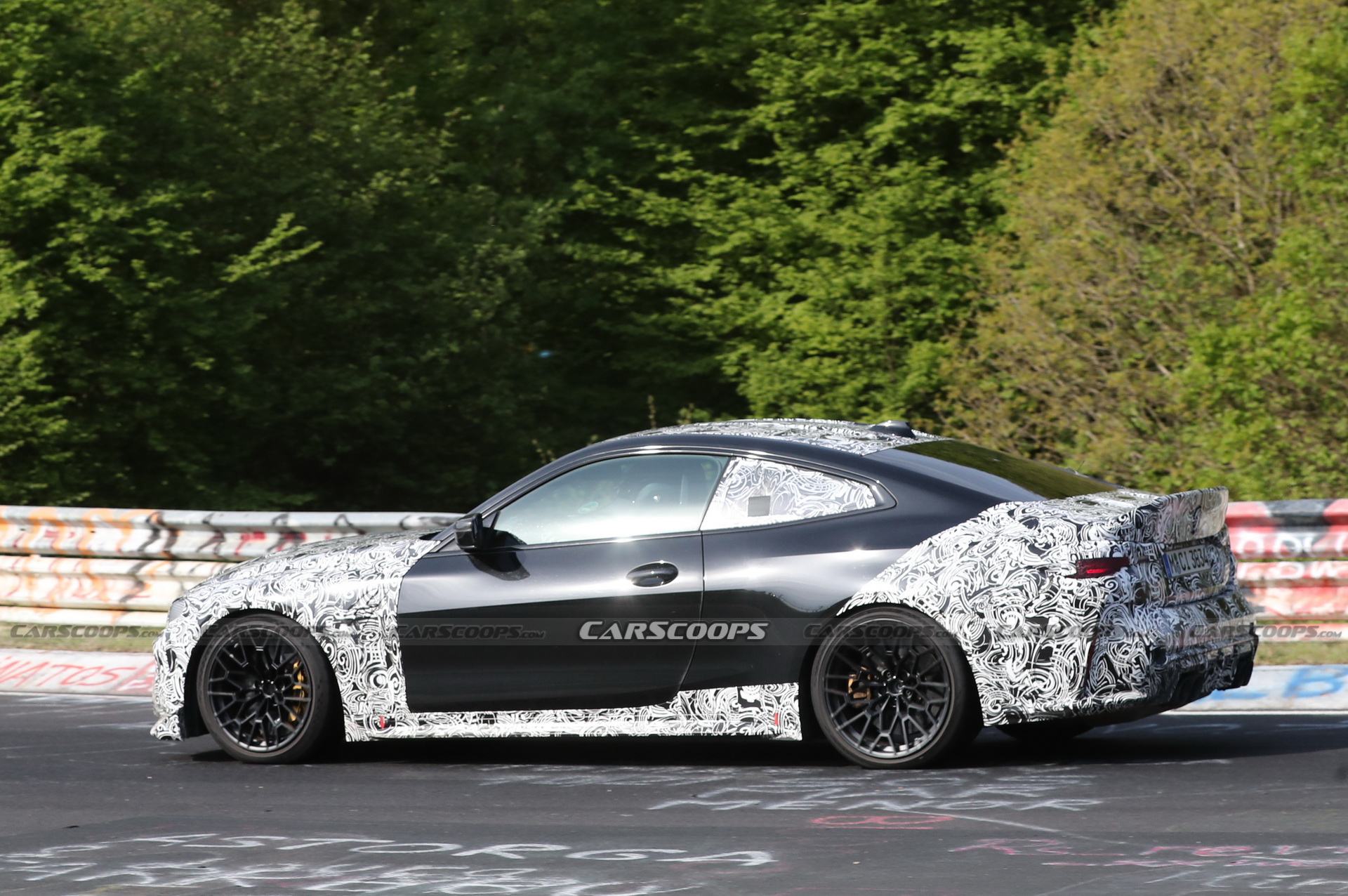 Get An Up Close Look At The 2023 BMW M4 CSL Before Its Debut
