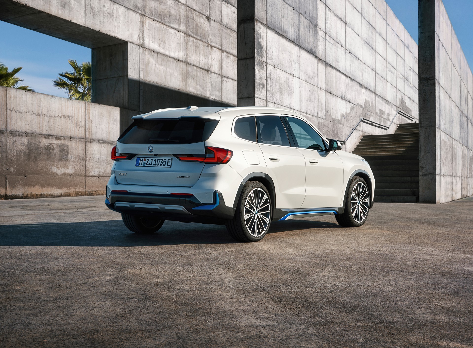 Electric 2023 BMW iX1 Has 313 HP And A 272-Mile Range, But It’s Not Coming To U.S.