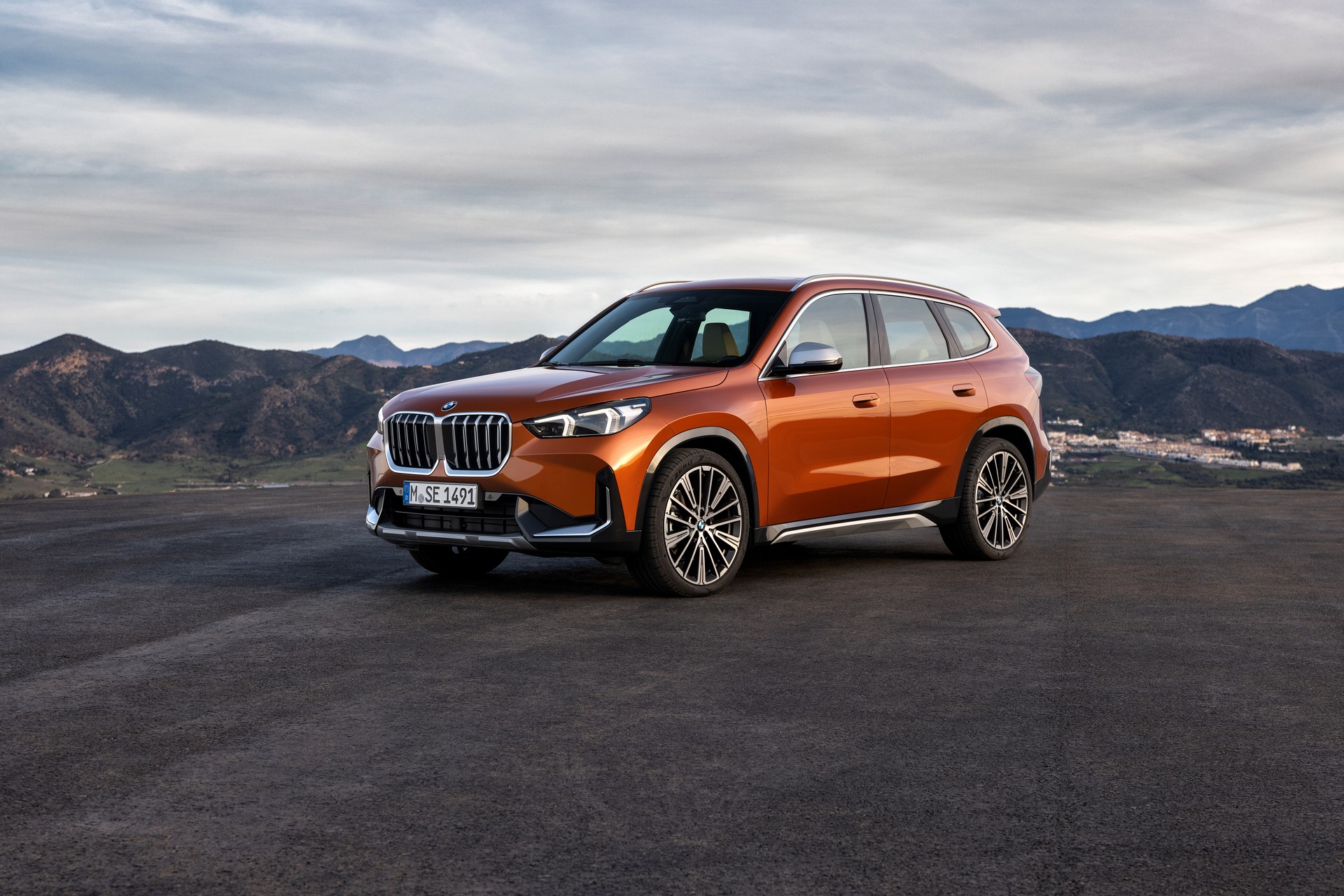 Electric 2023 BMW iX1 Has 313 HP And A 272-Mile Range, But It’s Not Coming To U.S.