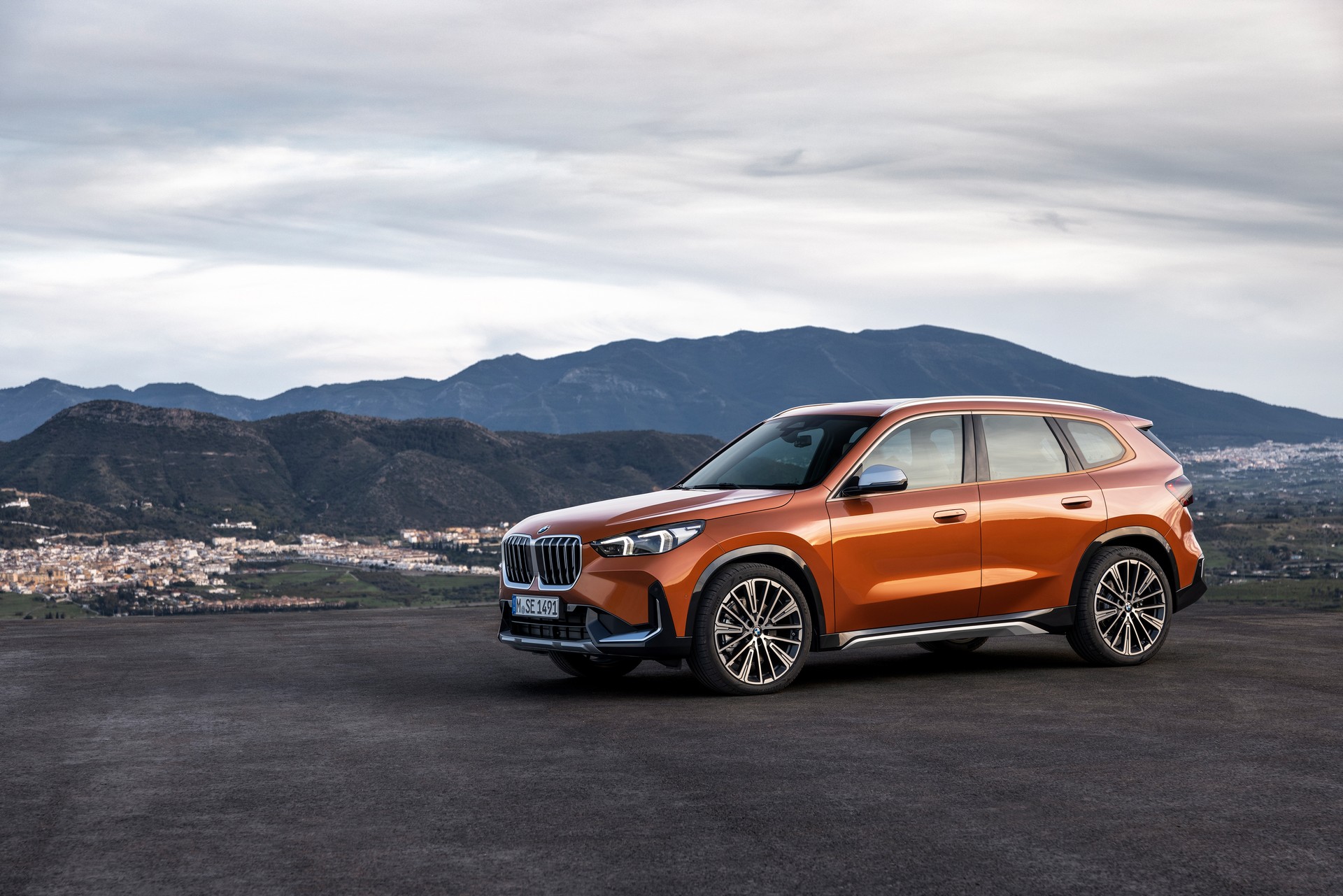 Electric 2023 BMW iX1 Has 313 HP And A 272-Mile Range, But It’s Not Coming To U.S.