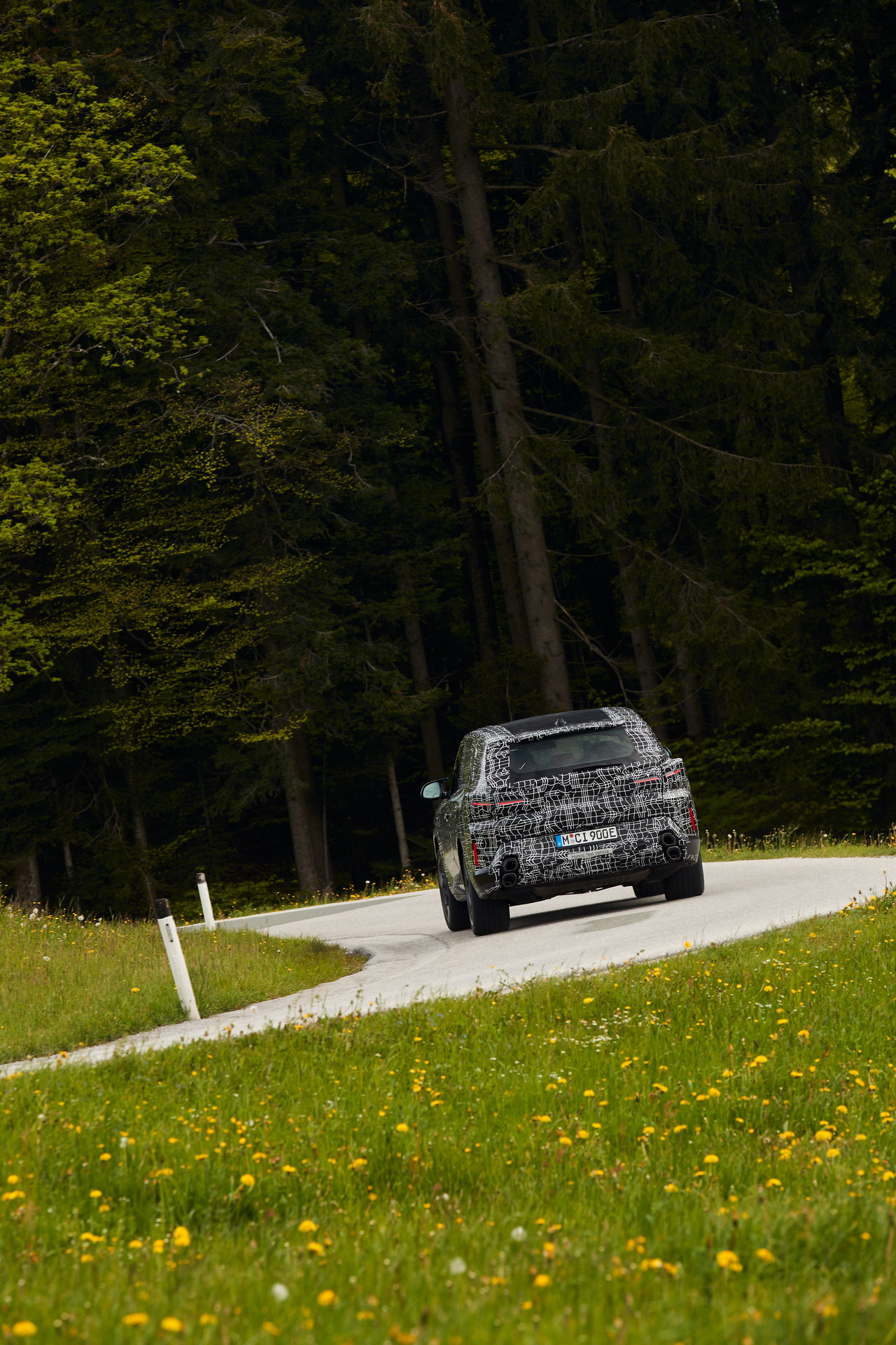 2023 BMW XM Coming With 644 Hp Of Electrified V8 Power And A 50-Mile Range In Base Form