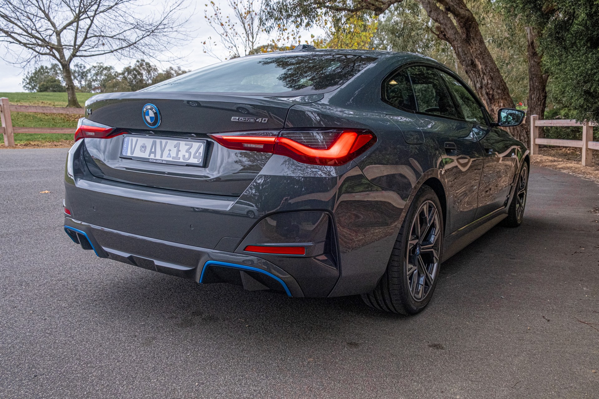 We Test The 2022 BMW i4 eDrive40 And Kia EV6 GT-Line AWD, Which Is Better?