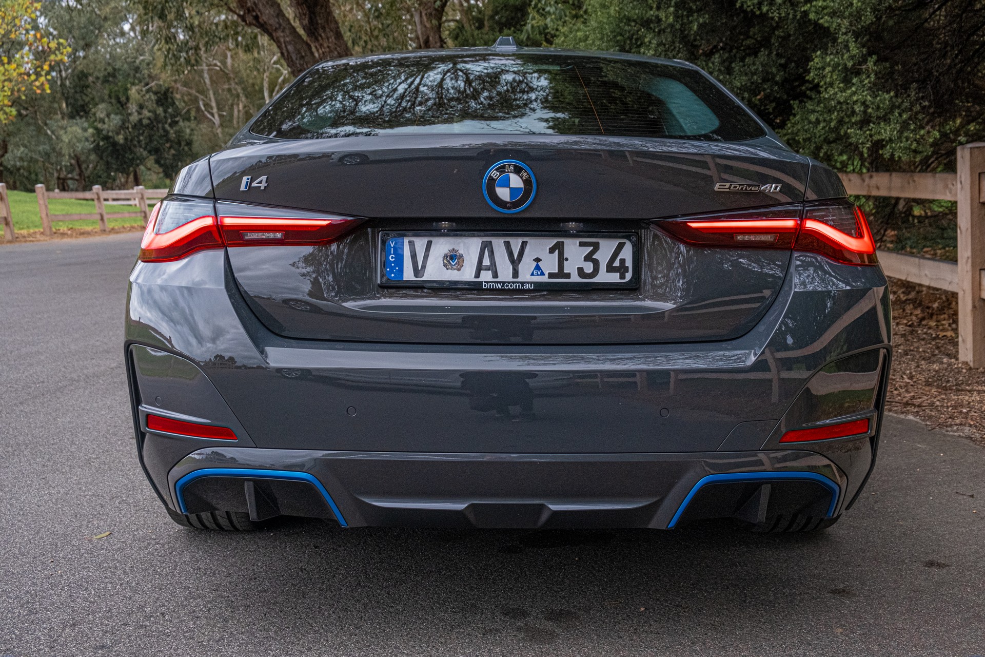 We Test The 2022 BMW i4 eDrive40 And Kia EV6 GT-Line AWD, Which Is Better?