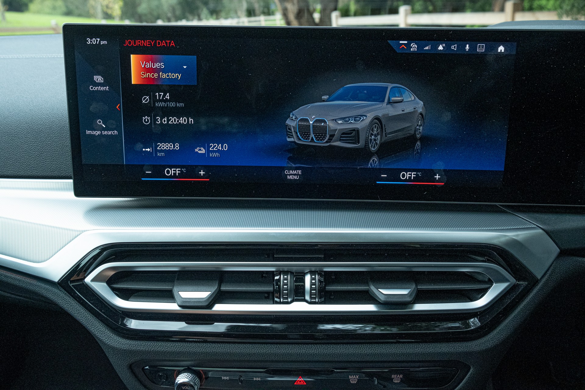 We Test The 2022 BMW i4 eDrive40 And Kia EV6 GT-Line AWD, Which Is Better?