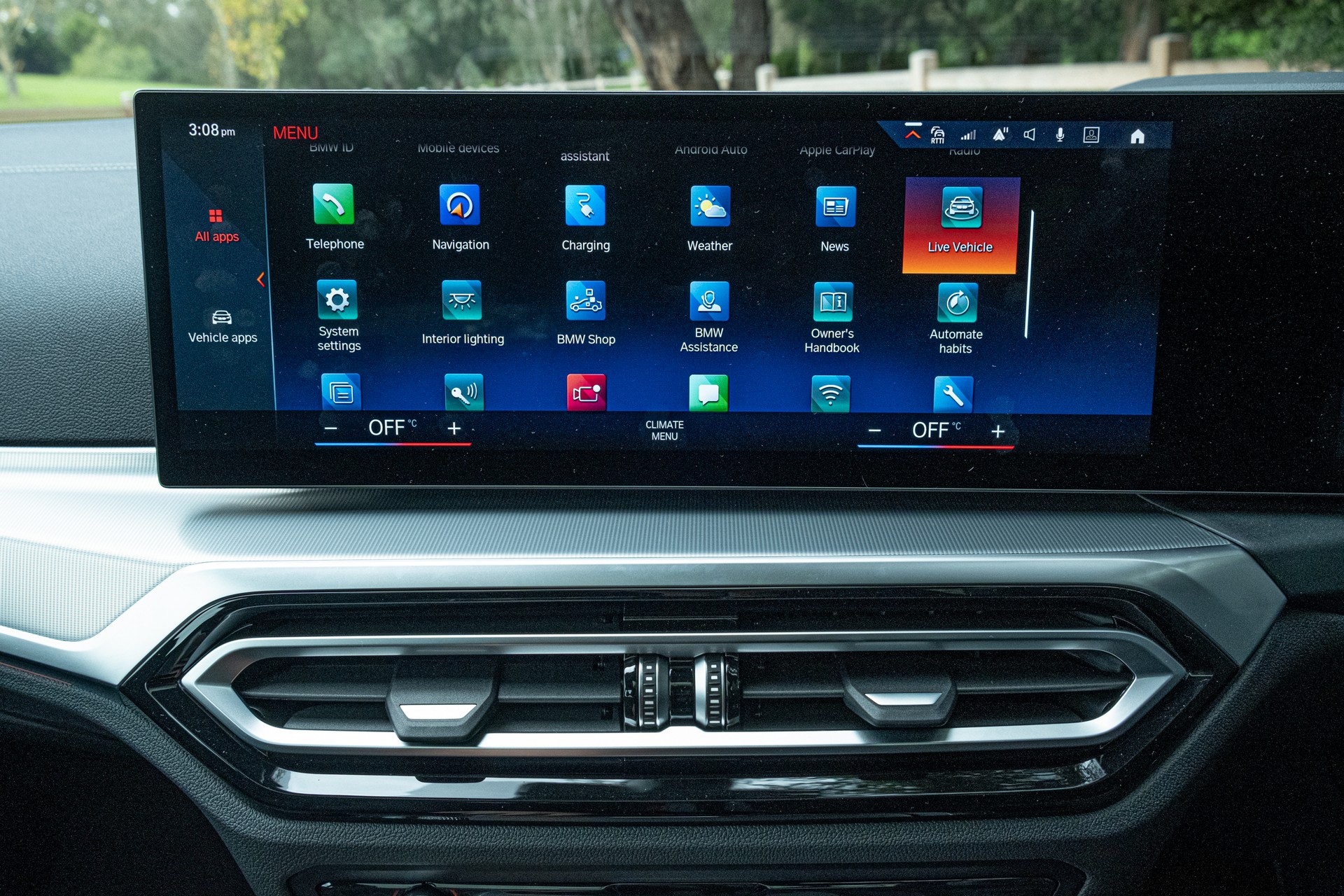 We Test The 2022 BMW i4 eDrive40 And Kia EV6 GT-Line AWD, Which Is Better?