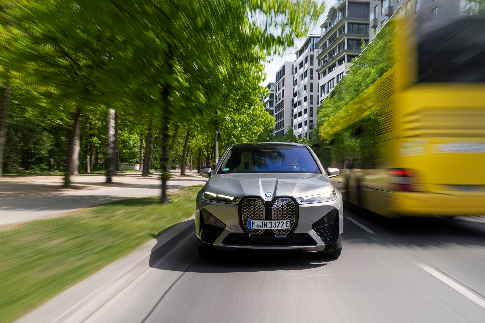 BMW Drops Huge Gallery Of 2023 iX M60