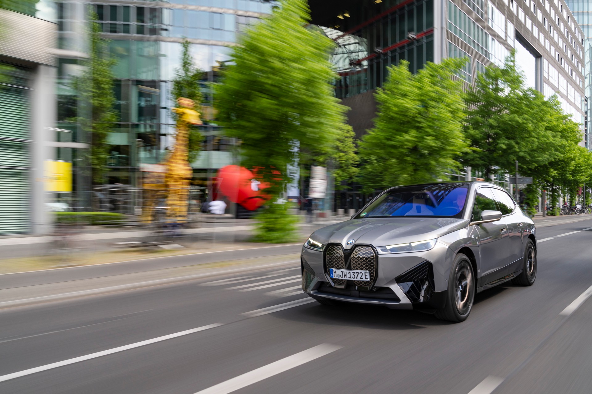 BMW Drops Huge Gallery Of 2023 iX M60