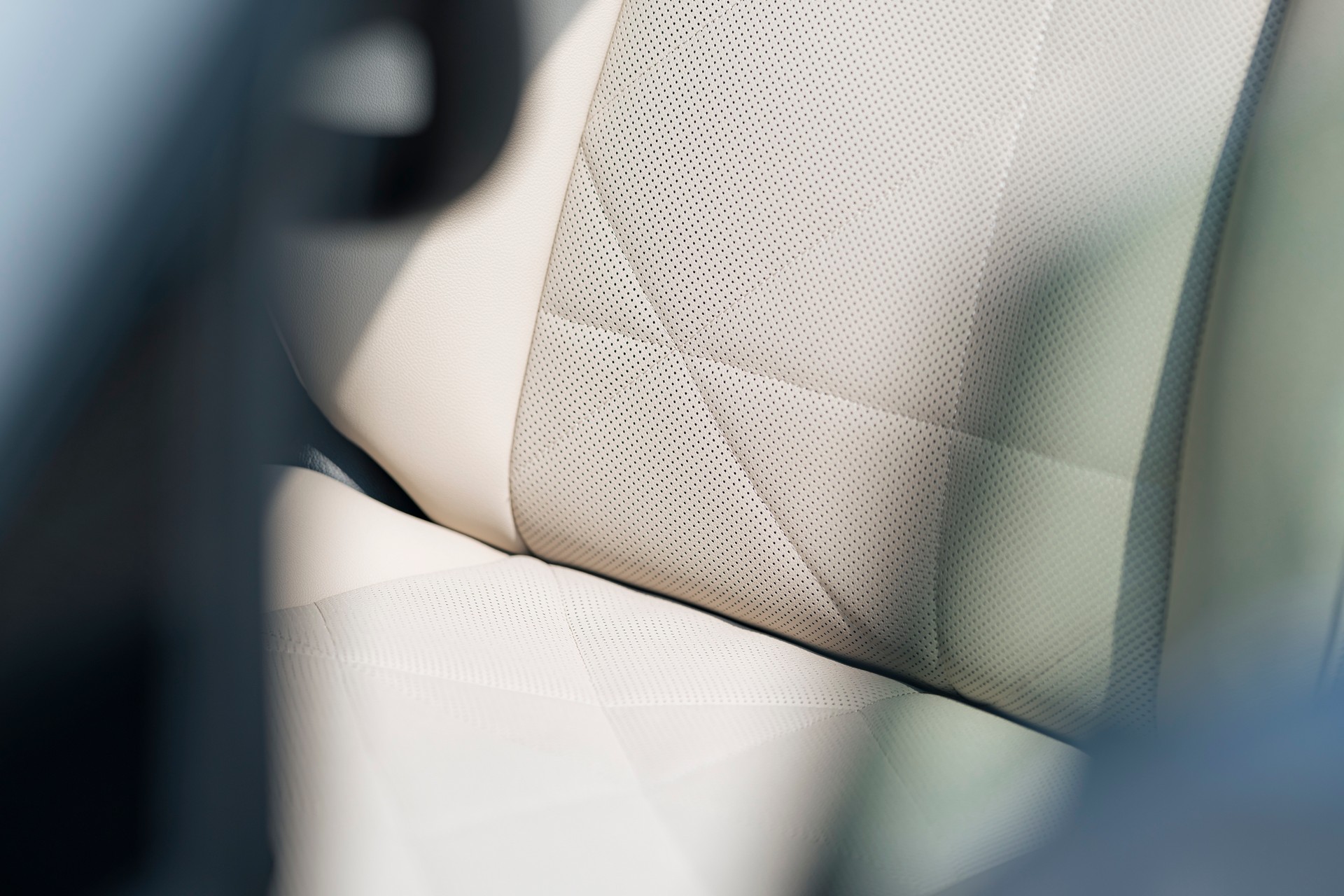 BMW Drops Huge Gallery Of 2023 iX M60