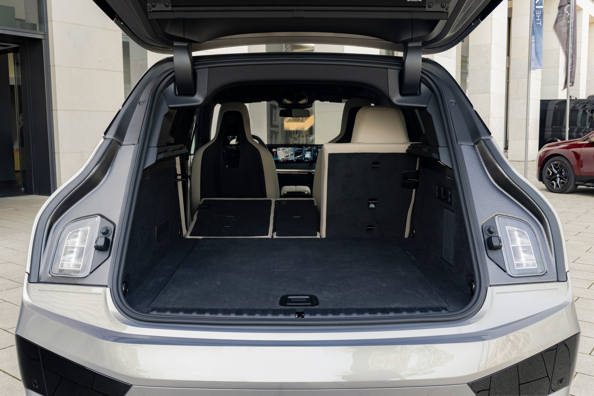 BMW Drops Huge Gallery Of 2023 iX M60