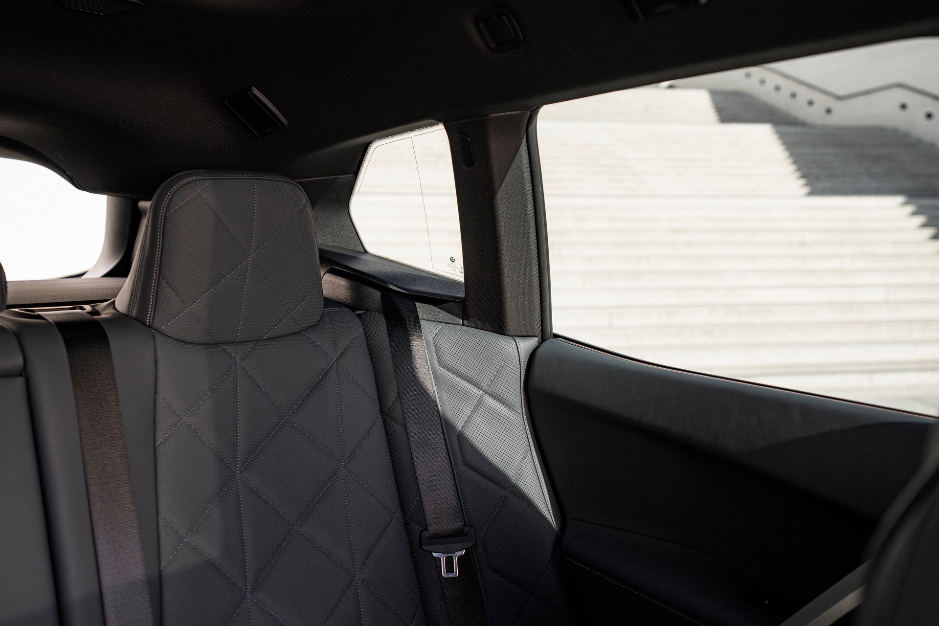 BMW Drops Huge Gallery Of 2023 iX M60