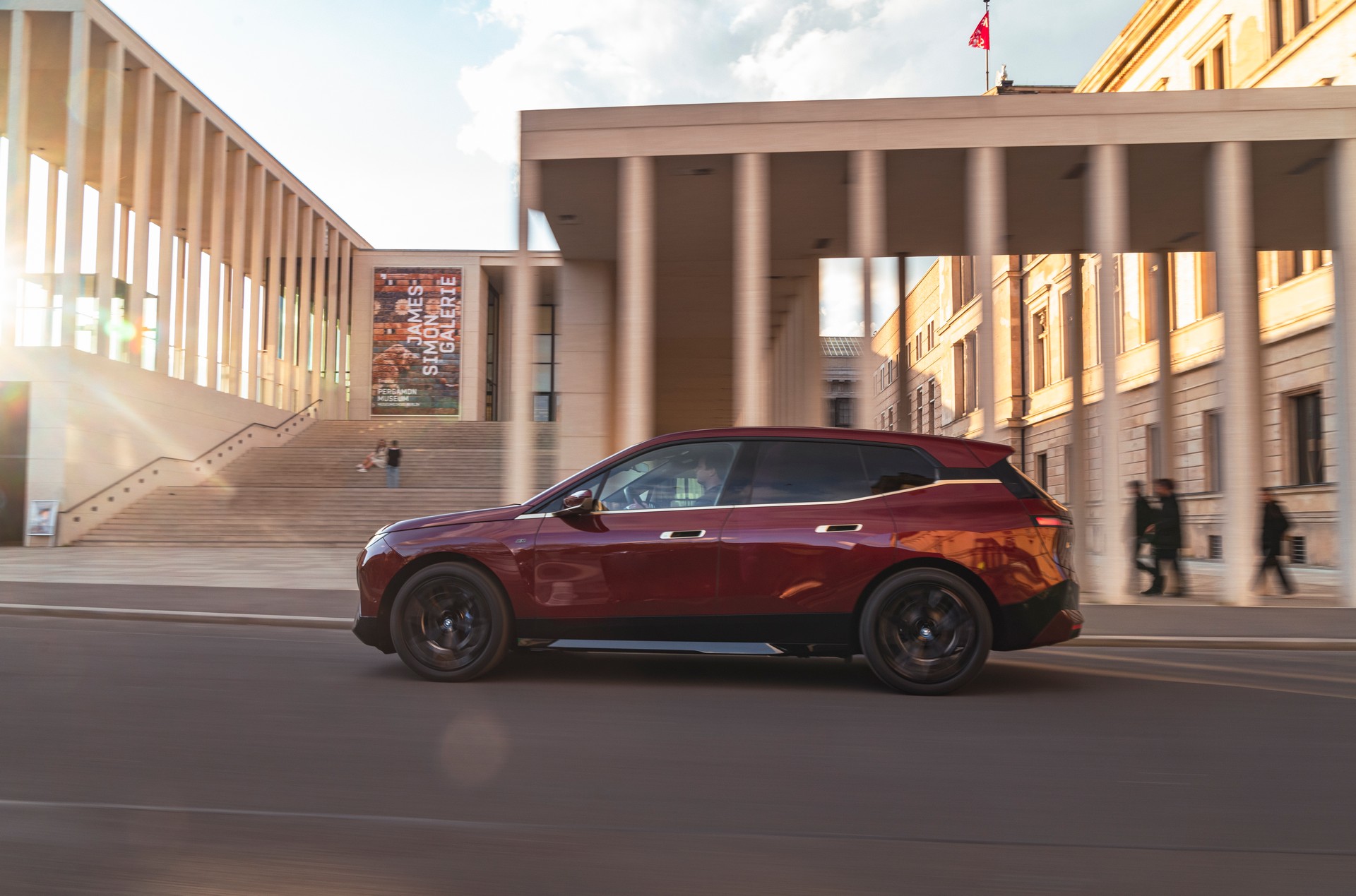 BMW Drops Huge Gallery Of 2023 iX M60