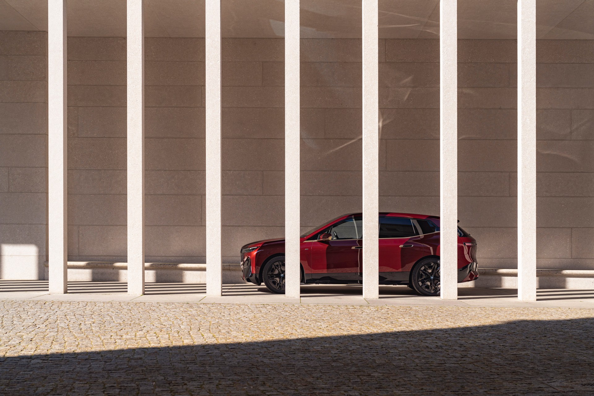 BMW Drops Huge Gallery Of 2023 iX M60