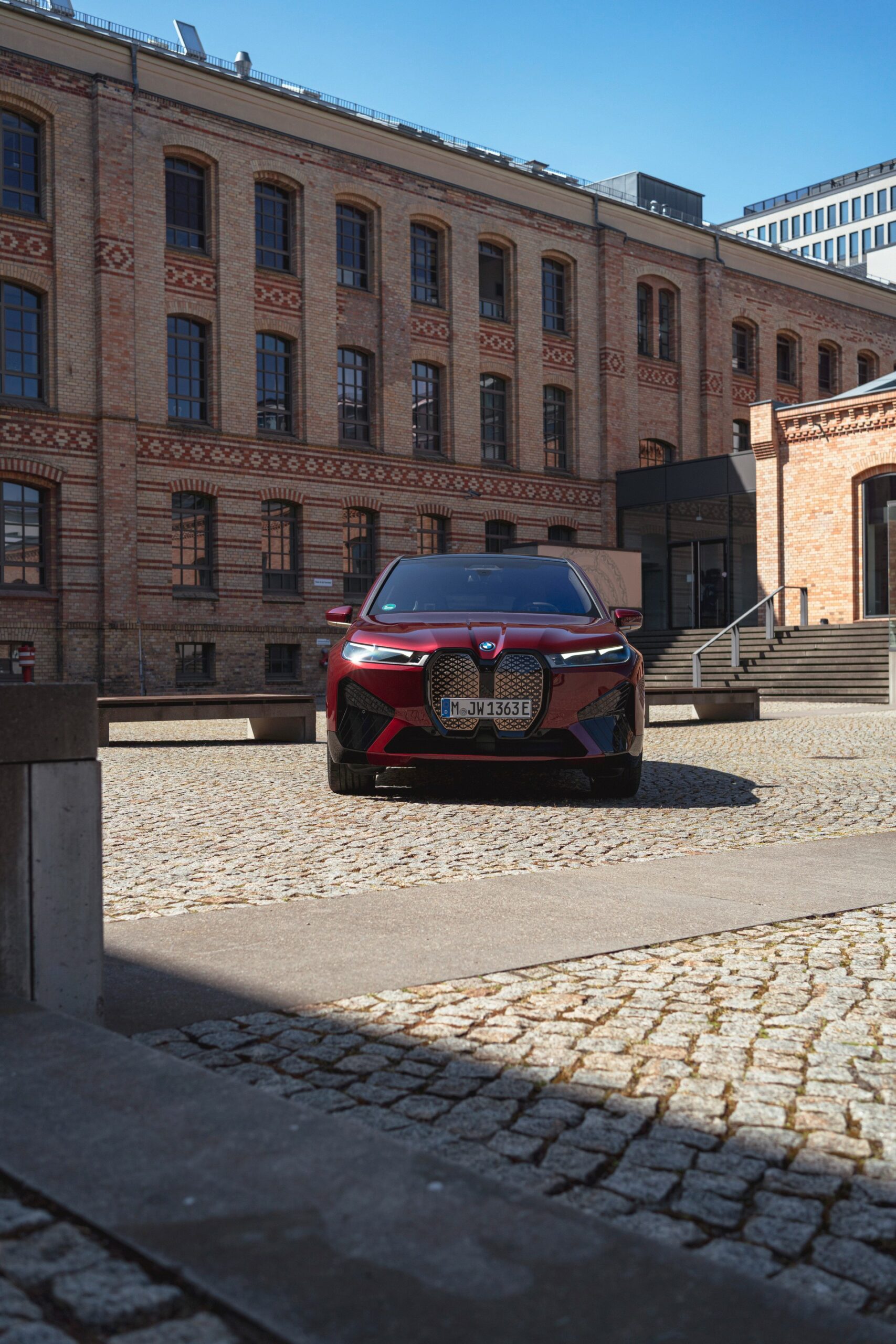 BMW Drops Huge Gallery Of 2023 iX M60