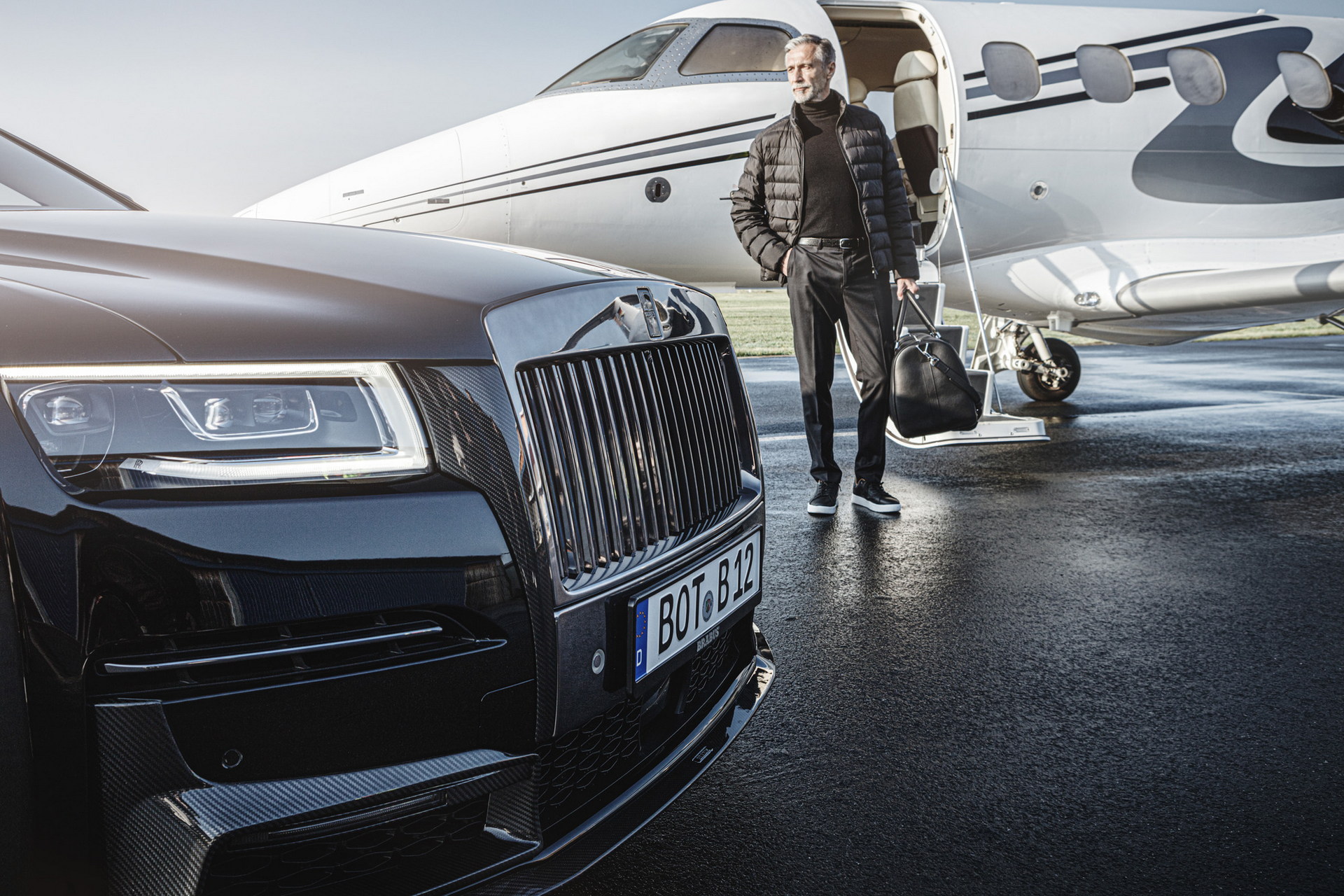 Brabus 700 Is A Rolls-Royce Ghost Bathed In Carbon Fiber With 691-HP