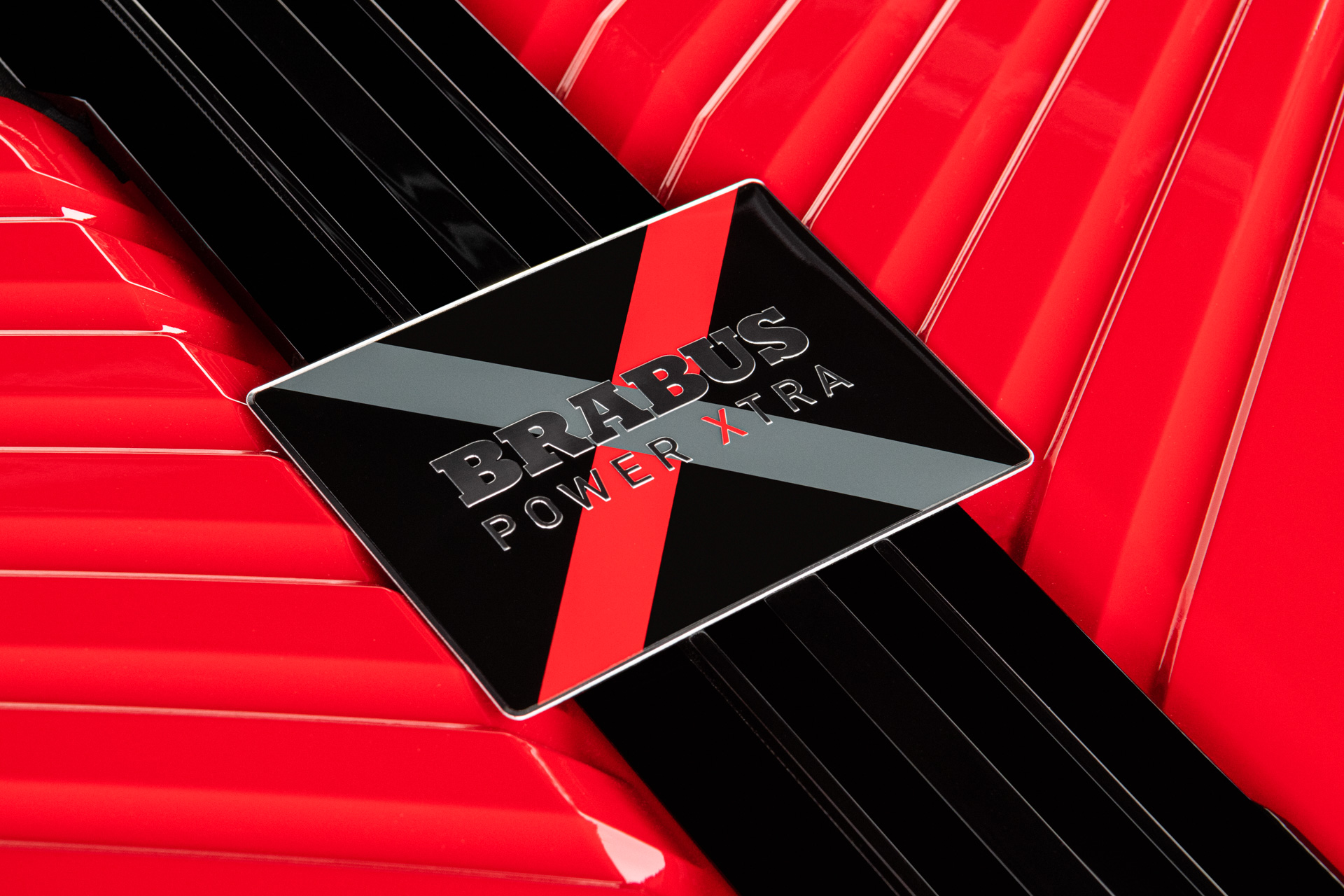 Brabus 700 Is A Rolls-Royce Ghost Bathed In Carbon Fiber With 691-HP