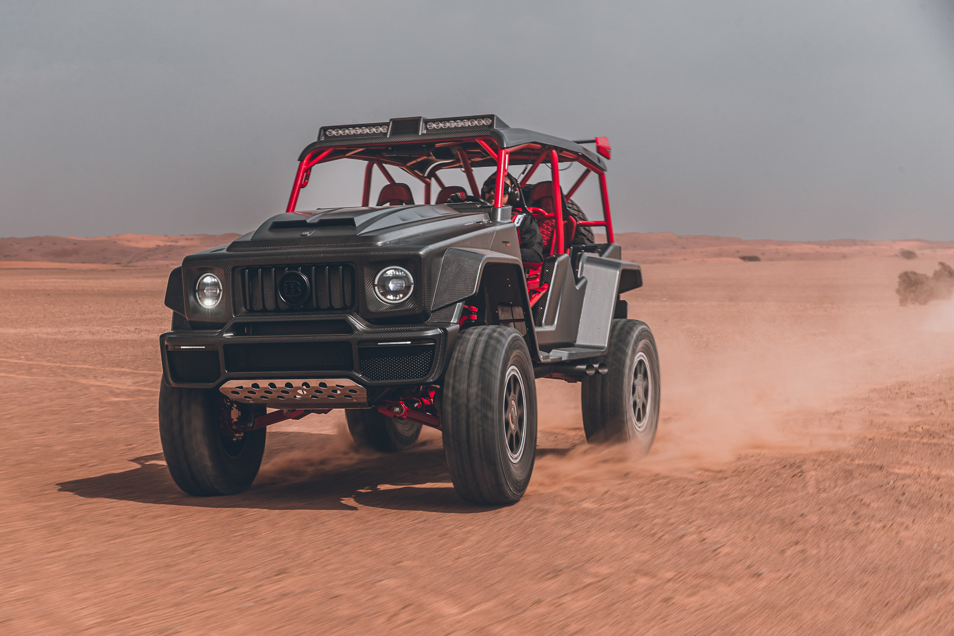 Brabus 900 Crawler Is A $1M Dune-Bashing Buggy That Looks Like An AMG G63 But Isn’t