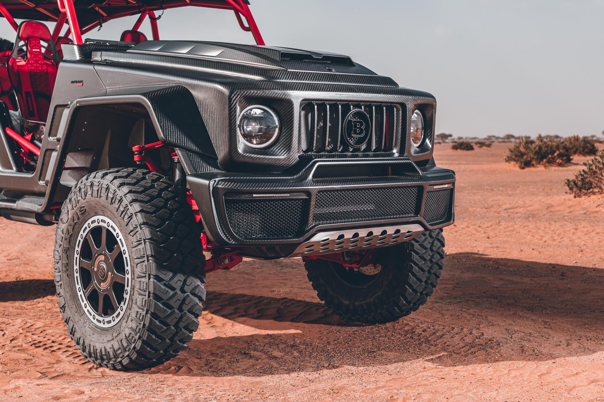 Brabus 900 Crawler Is A $1M Dune-Bashing Buggy That Looks Like An AMG G63 But Isn’t