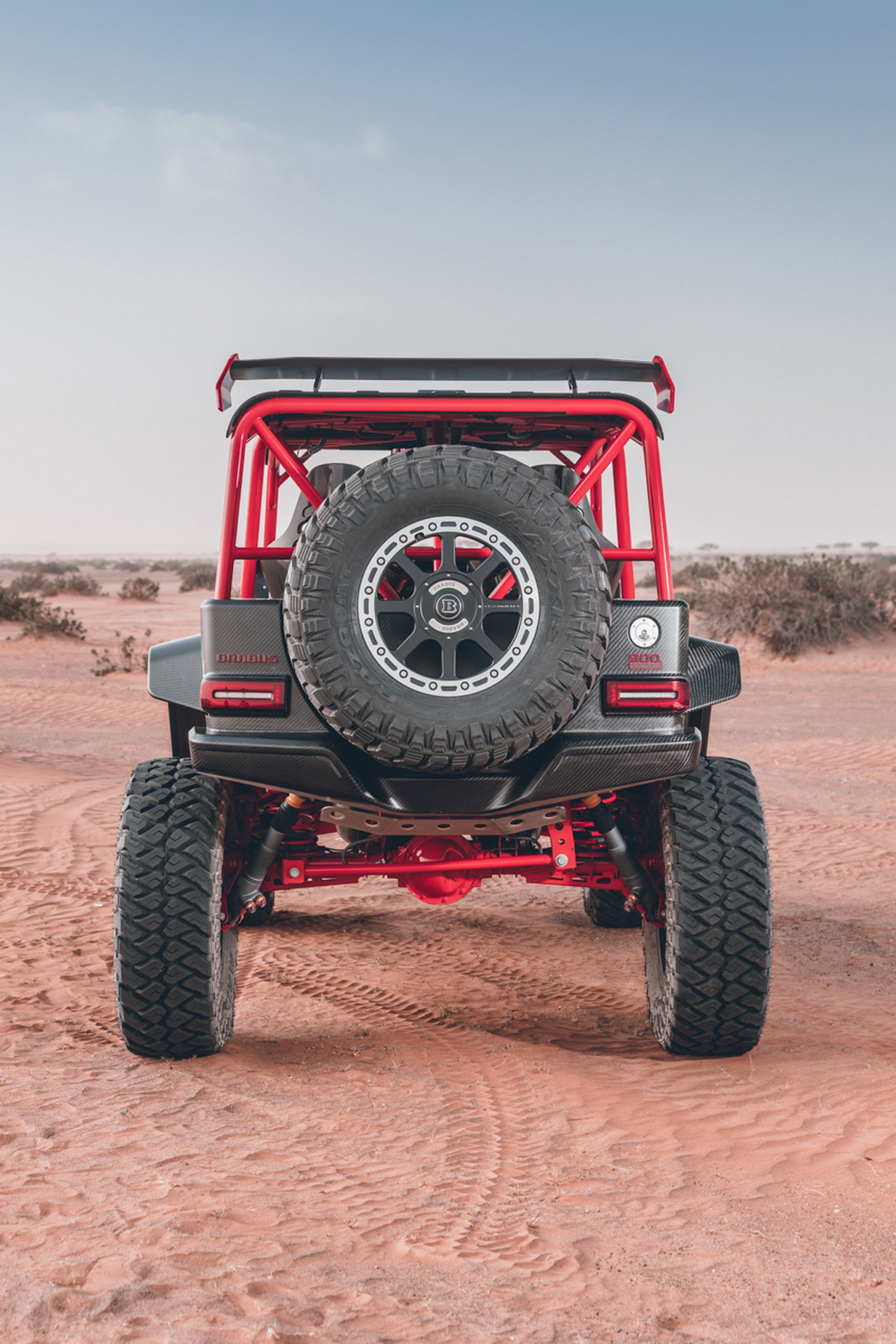 Brabus 900 Crawler Is A $1M Dune-Bashing Buggy That Looks Like An AMG G63 But Isn’t