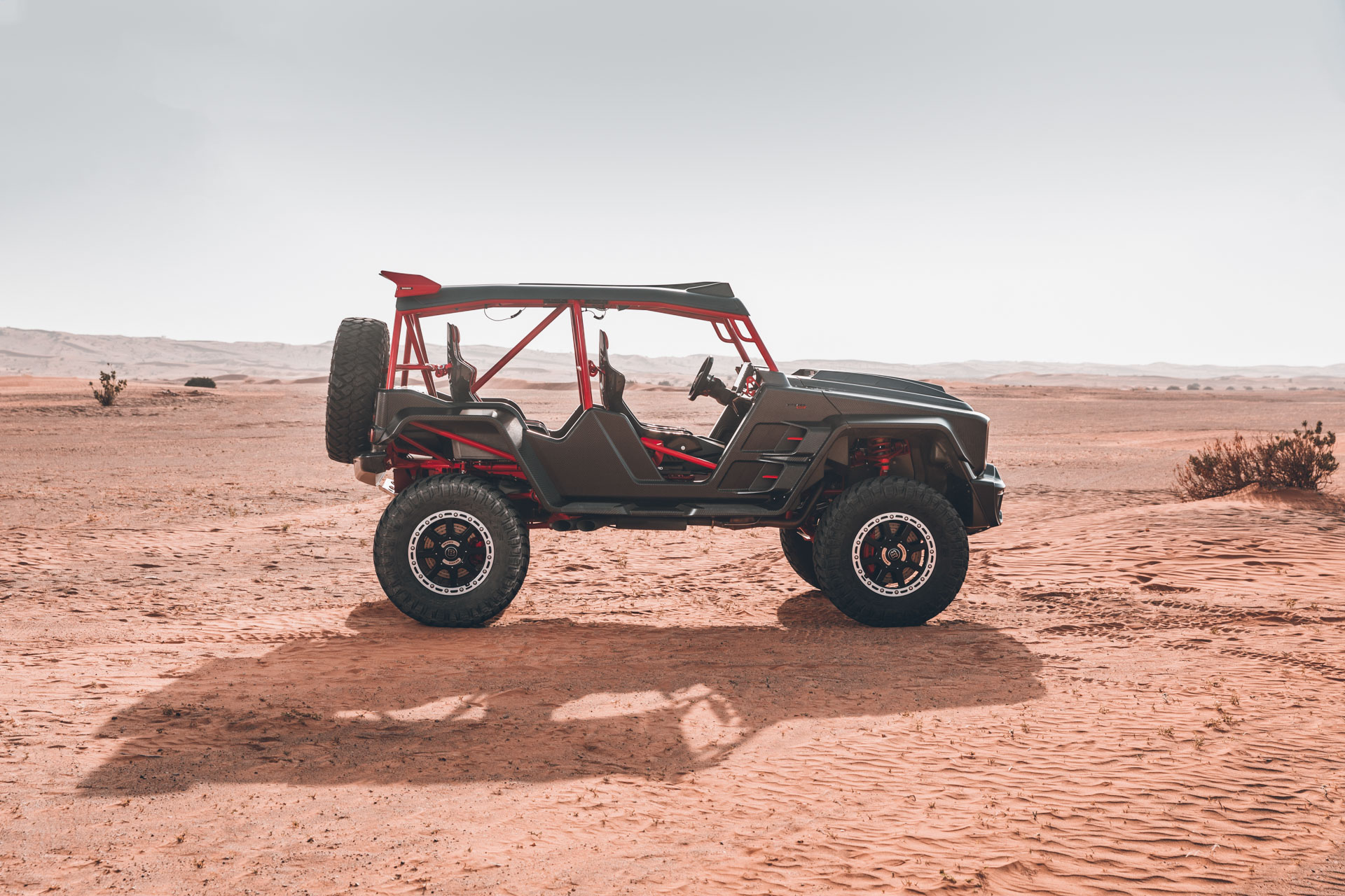 Brabus 900 Crawler Is A $1M Dune-Bashing Buggy That Looks Like An AMG G63 But Isn’t