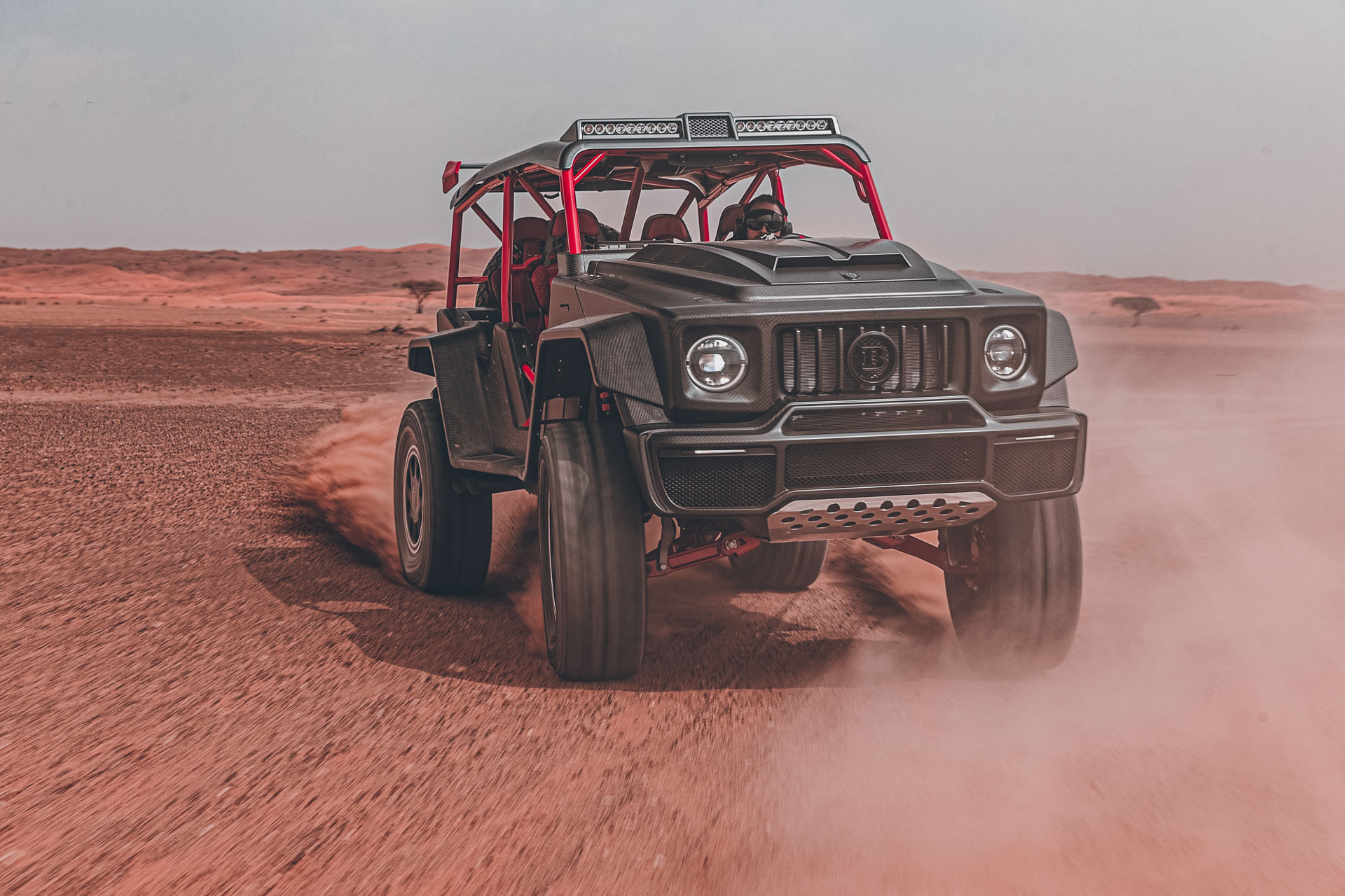 Brabus 900 Crawler Is A $1M Dune-Bashing Buggy That Looks Like An AMG G63 But Isn’t