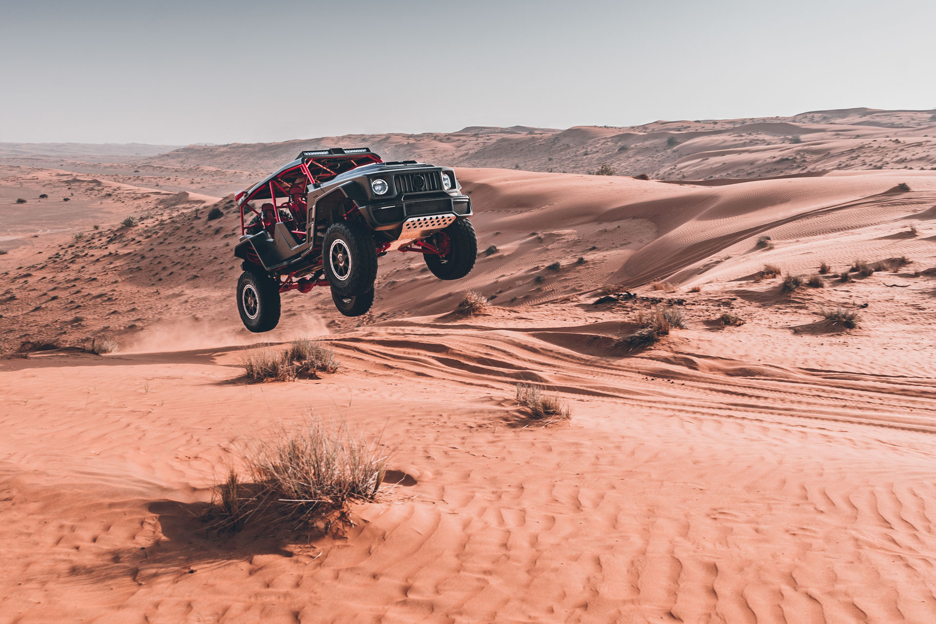 Brabus 900 Crawler Is A $1M Dune-Bashing Buggy That Looks Like An AMG G63 But Isn’t