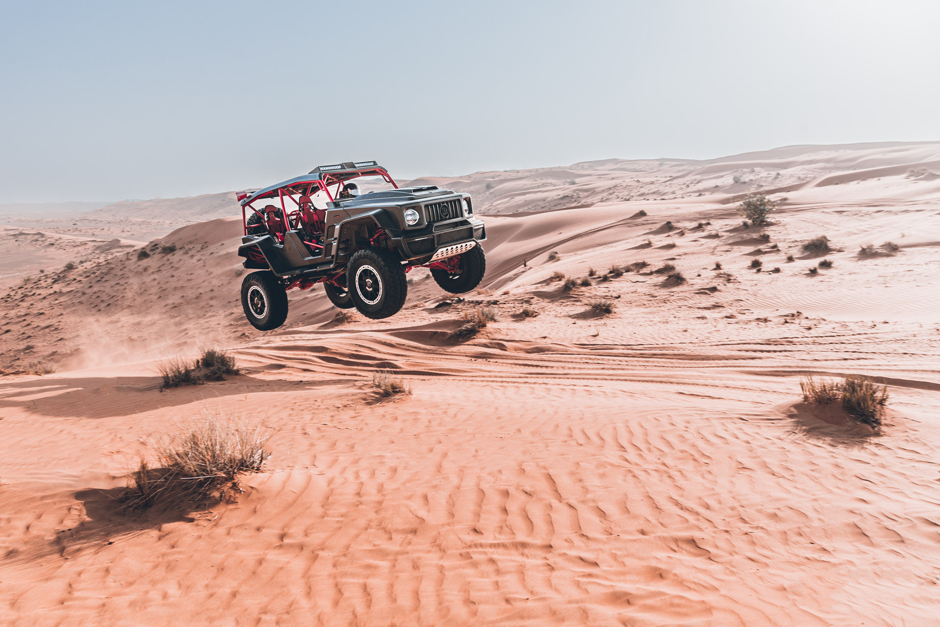 Brabus 900 Crawler Is A $1M Dune-Bashing Buggy That Looks Like An AMG G63 But Isn’t