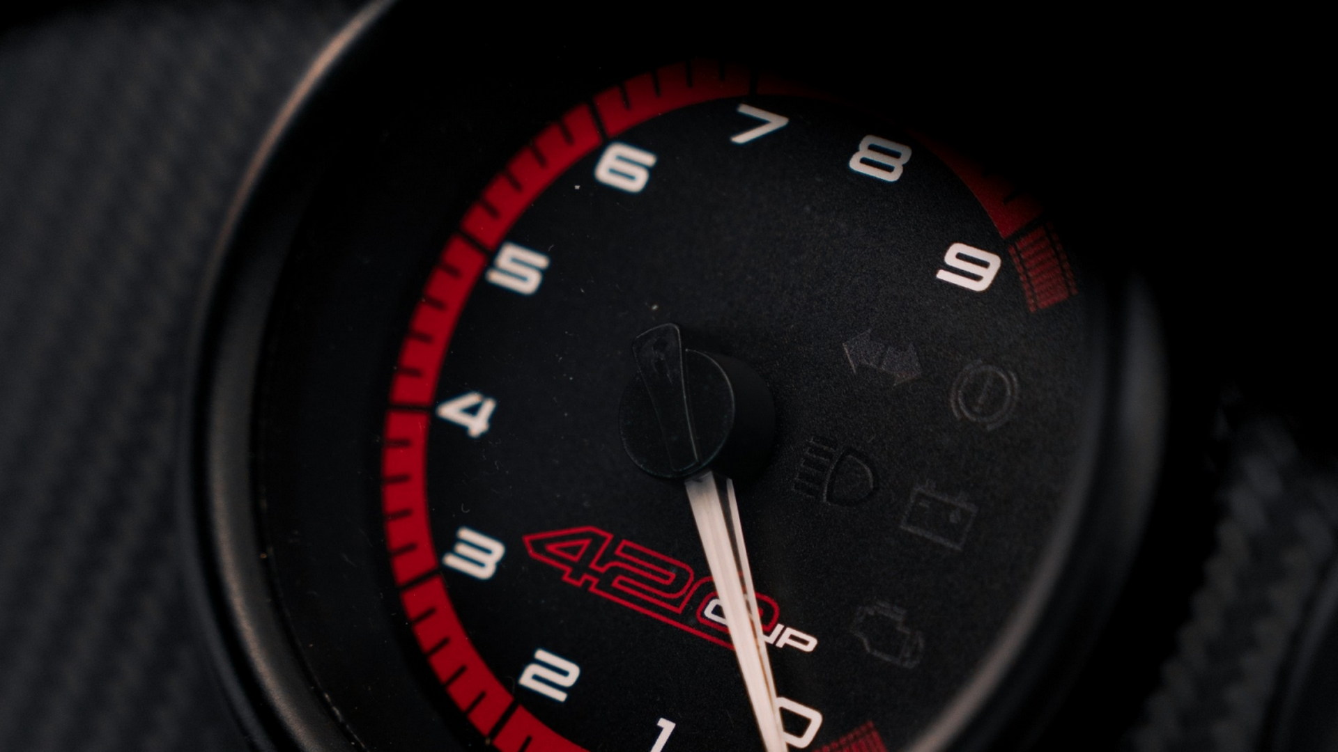 Caterham Seven 420 CUP Is A Street-Legal Track Weapon With Manually-Adjustable Dampers