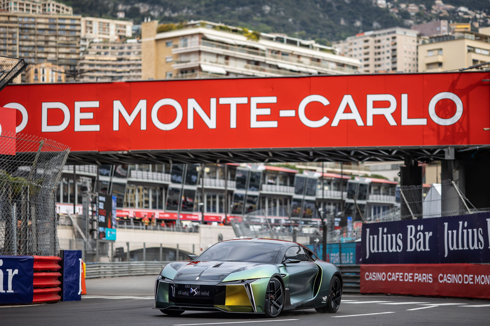 DS E Tense Performance Concept Thinks Future Cars Won’t Have Brakes