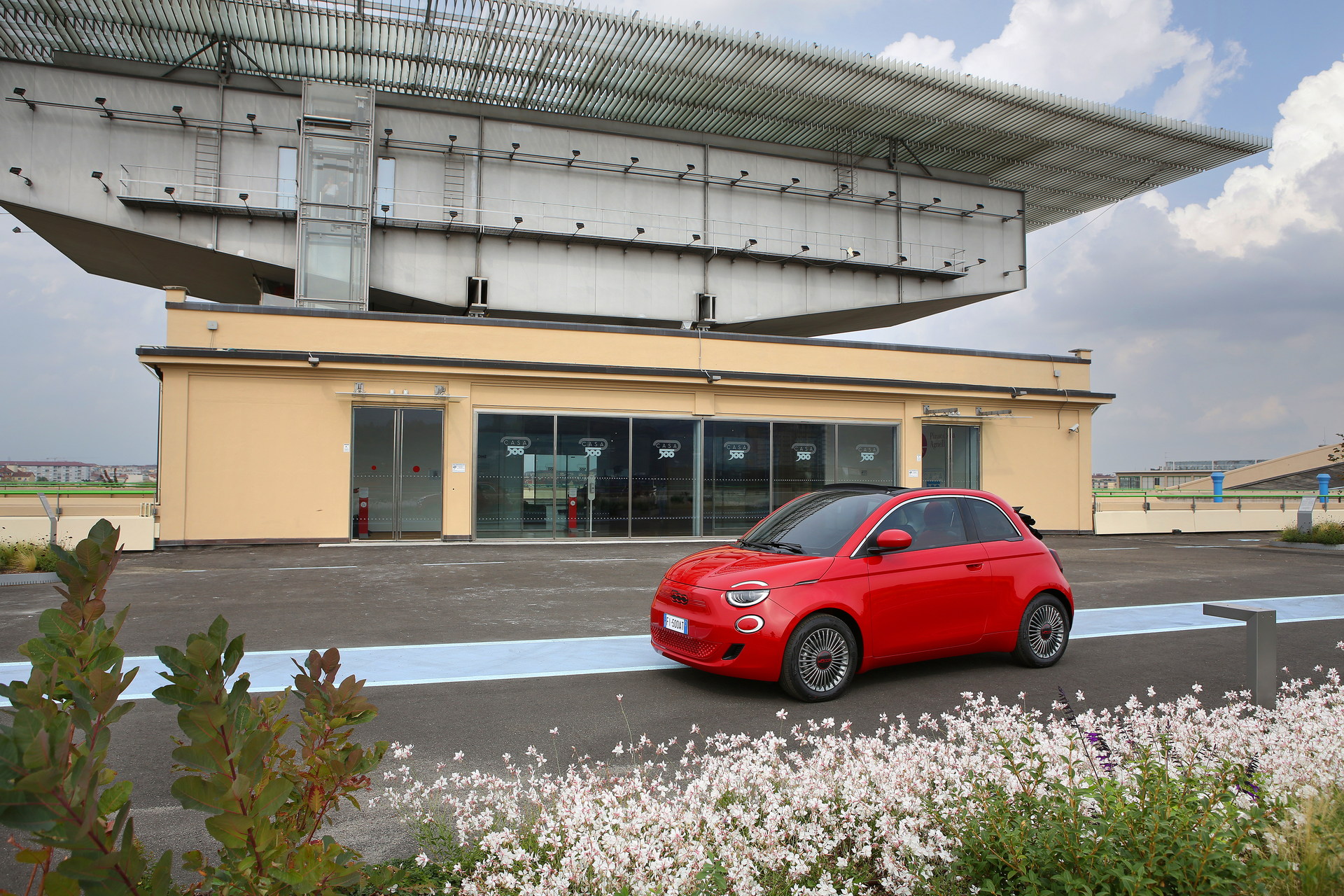 You Can Drive The Fiat 500 On The Rooftop Of The Lingotto Factory In Turin