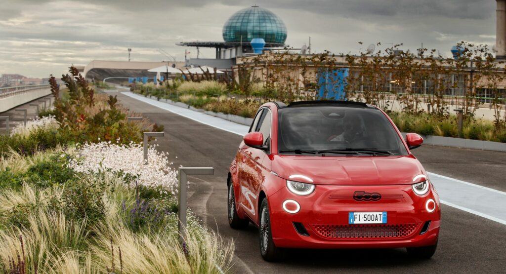  You Can Drive The Fiat 500 On The Rooftop Of The Lingotto Factory In Turin