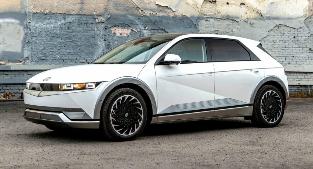  Software Error Could Cause Hyundai Ioniq 5 And Kia EV6 To Rollaway In Park