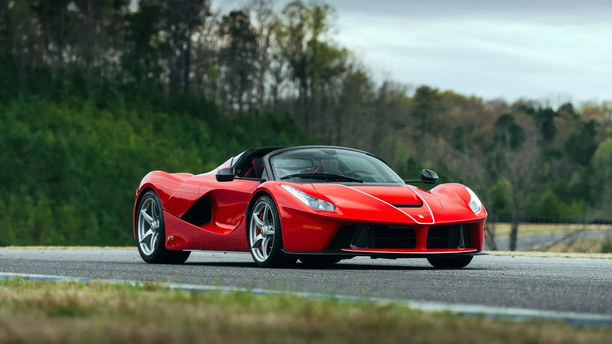 This 161-Mile 2017 LaFerrari Aperta Looks Set To Sell For Over $5 Million