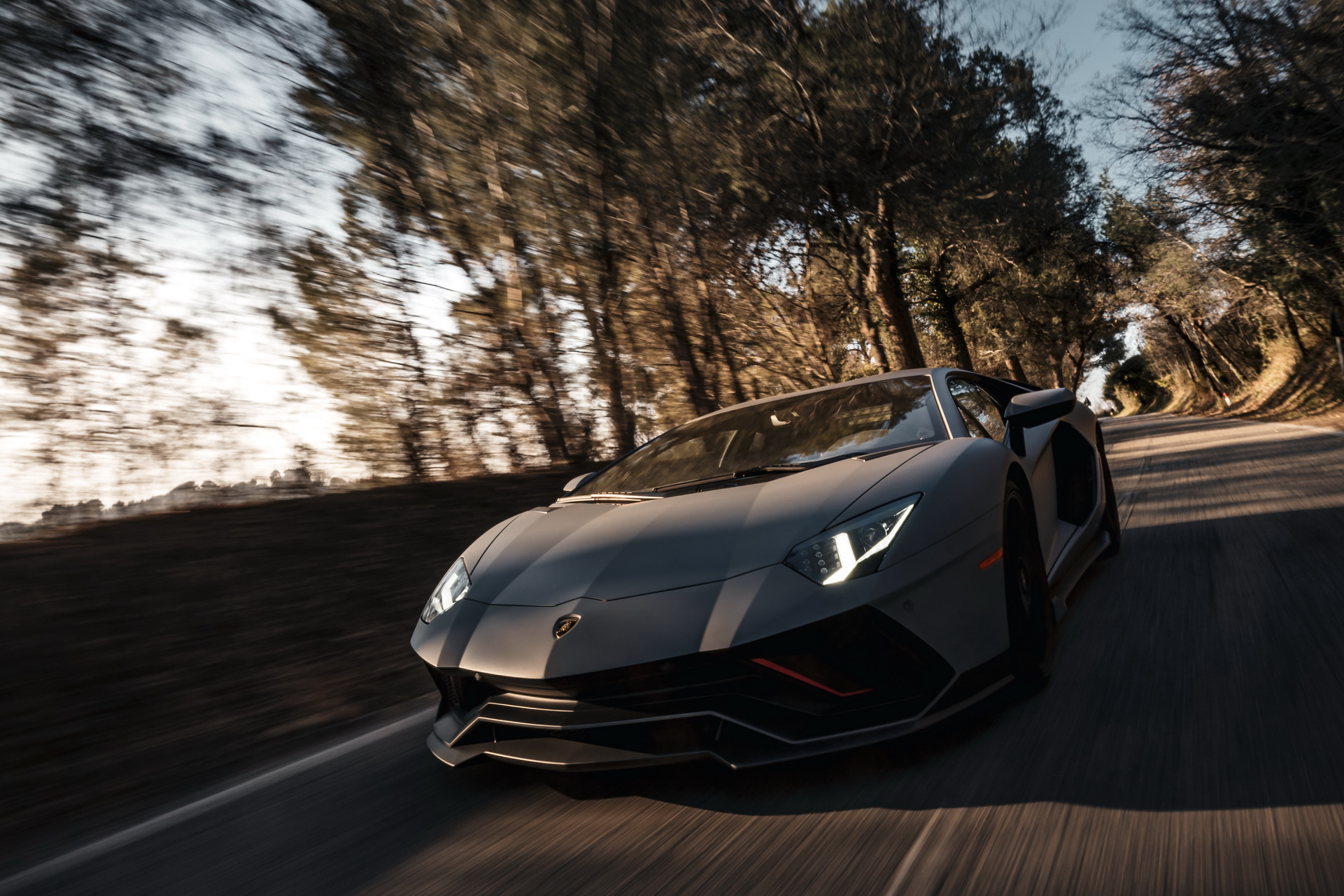 Lamborghini’s Last Unassisted V12, The Aventador Ultimae Is Set Free With Photos In The Wild