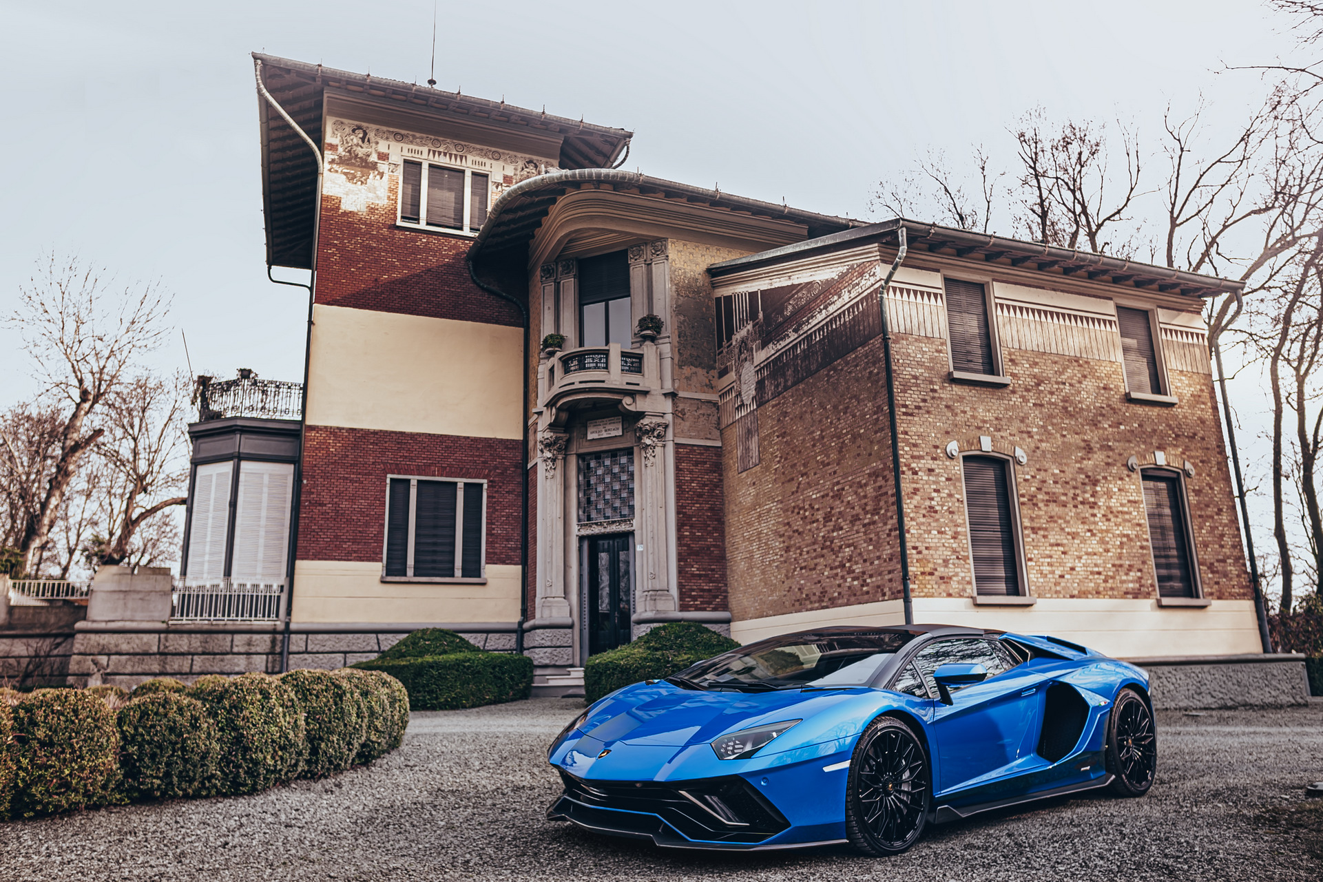 Lamborghini’s Last Unassisted V12, The Aventador Ultimae Is Set Free With Photos In The Wild