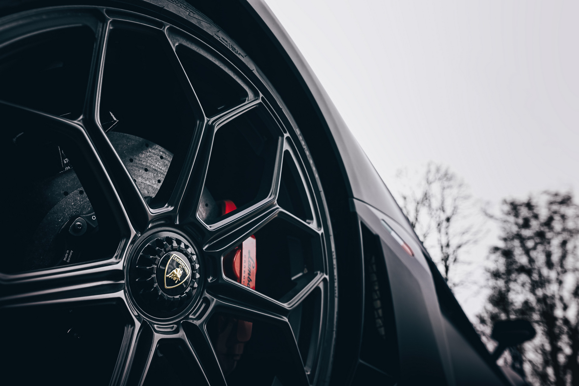 Lamborghini’s Last Unassisted V12, The Aventador Ultimae Is Set Free With Photos In The Wild