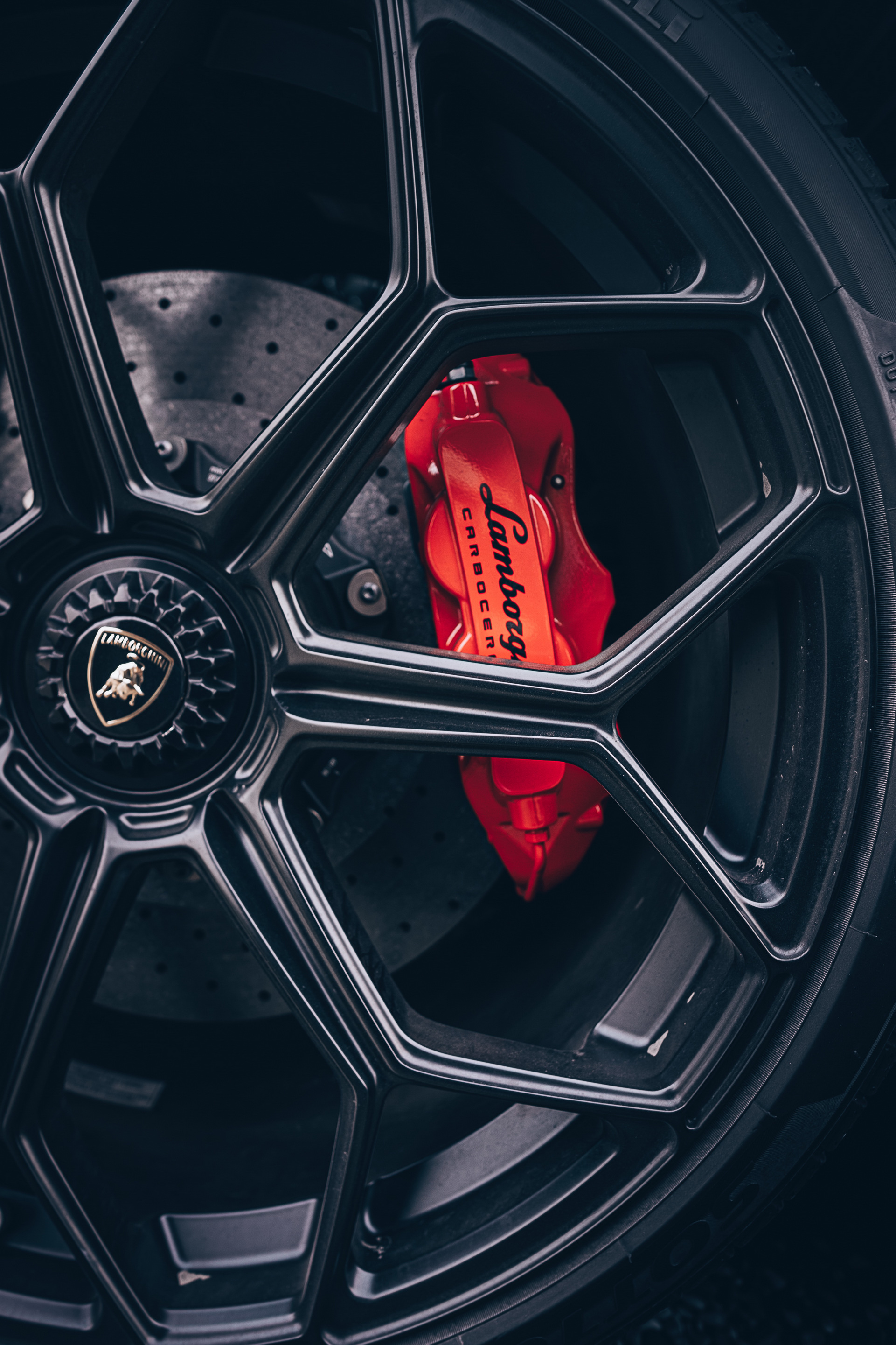 Lamborghini’s Last Unassisted V12, The Aventador Ultimae Is Set Free With Photos In The Wild