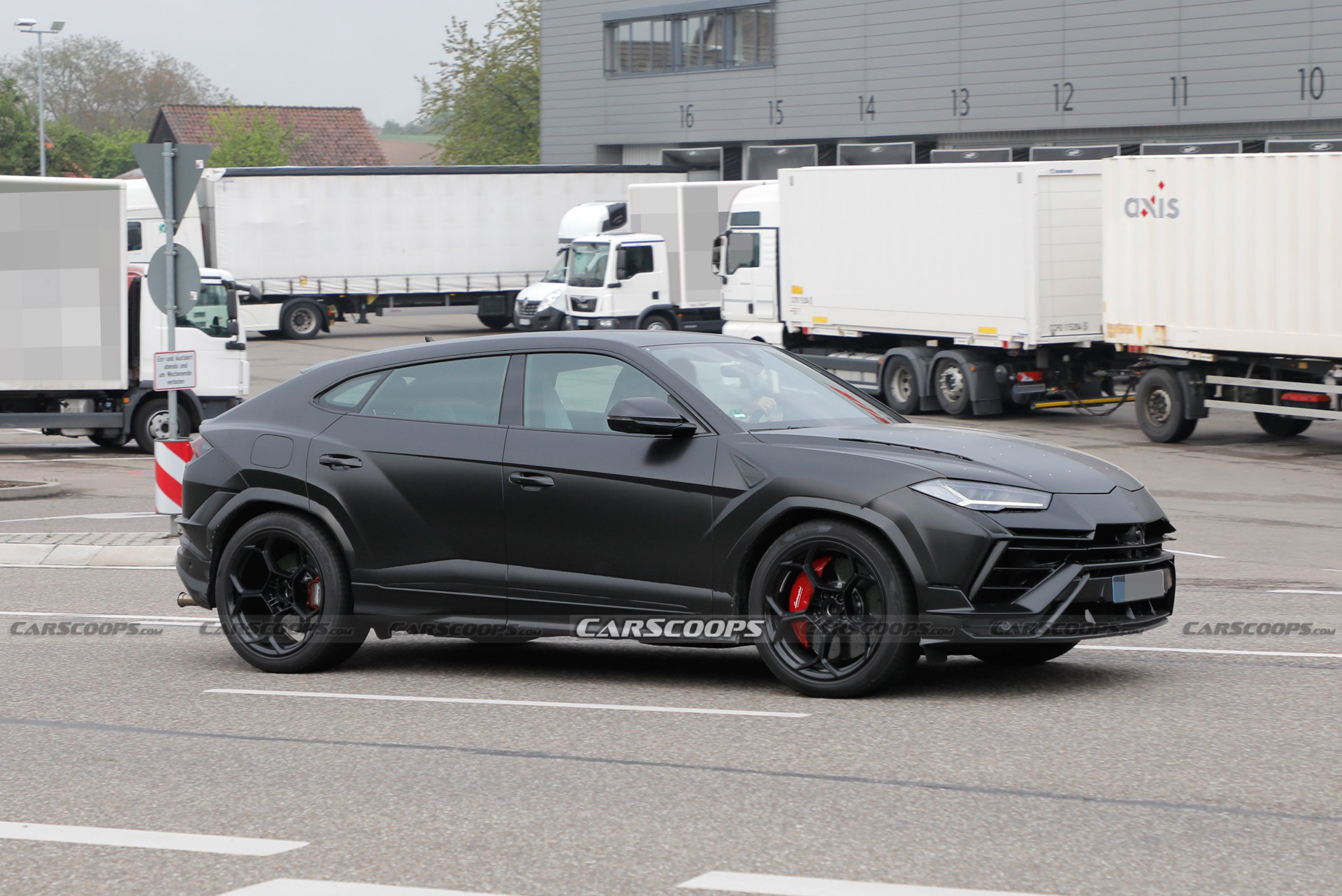 Hotter Lamborghini Urus Wants To Crash Ferrari Purosangue’s Party