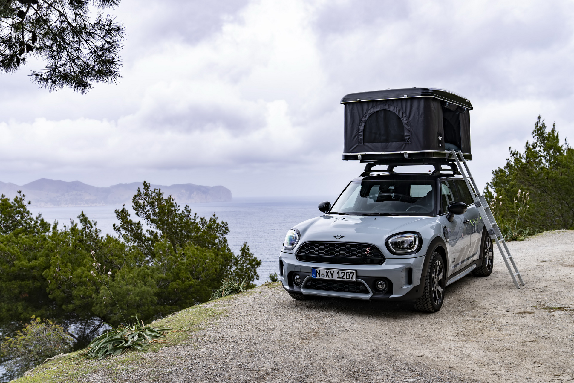 MINI Launches New Accessories For The Cooper S Countryman ALL4