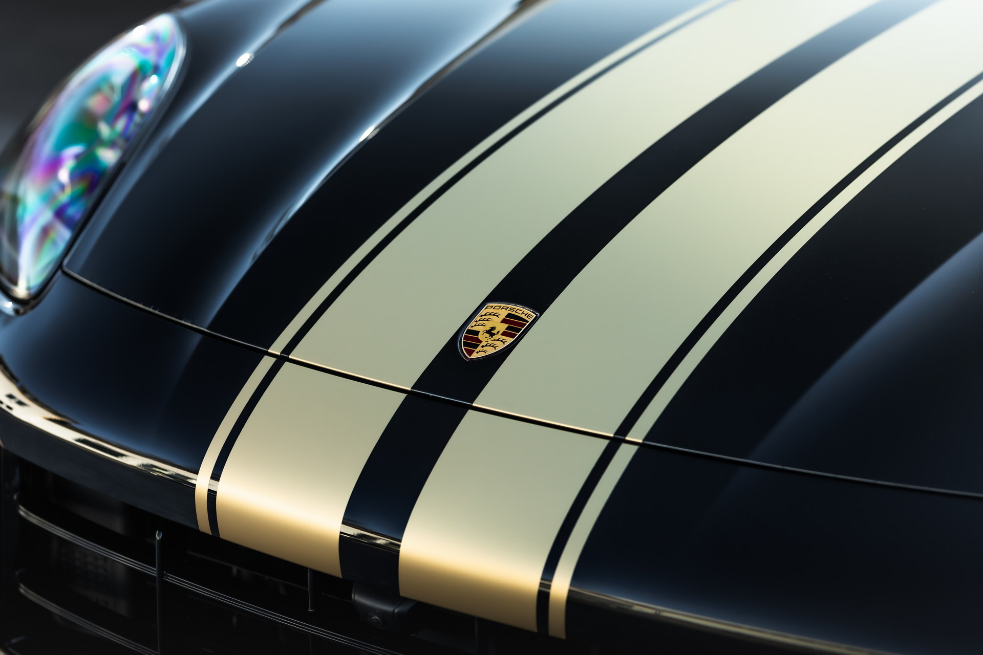 Manhart’s 796-HP Porsche Cayenne Turbo Coupe Will Put Your Pants On Fire